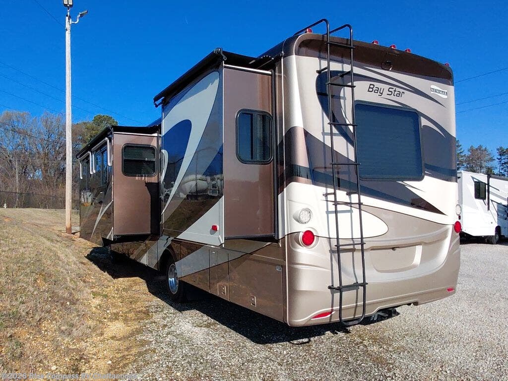 2014 Newmar Bay Star 3408 - Used Class A For Sale by Blue Compass RV Chattanooga in Ringgold, Georgia