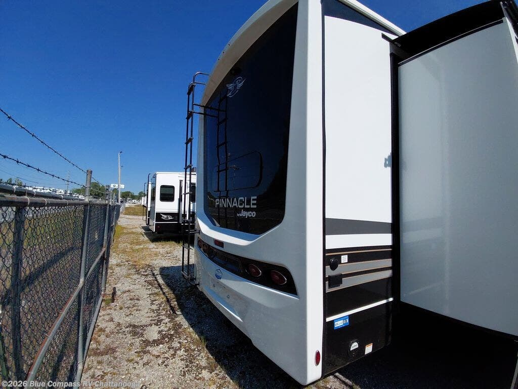 New 2026 Jayco Pinnacle 38FBRK available in Ringgold, Georgia
