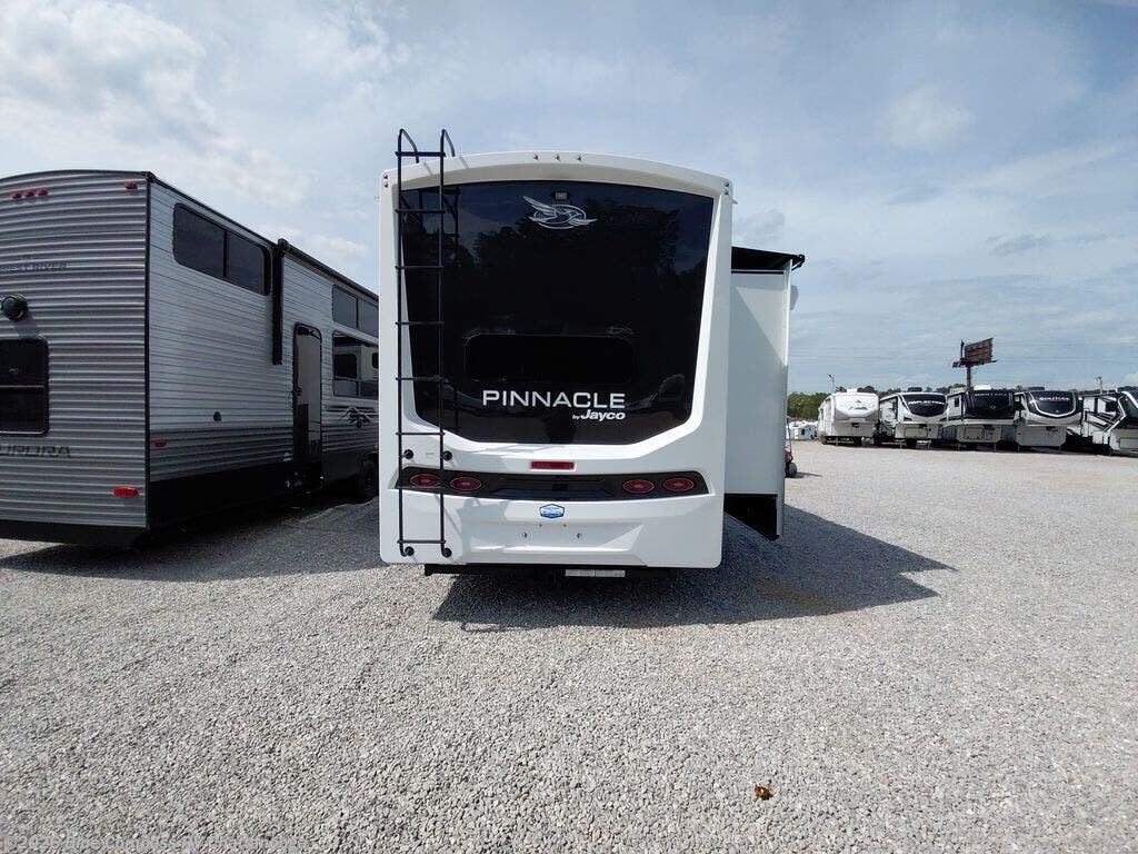 2026 Pinnacle 38FBRK by Jayco from Blue Compass RV Chattanooga in Ringgold, Georgia