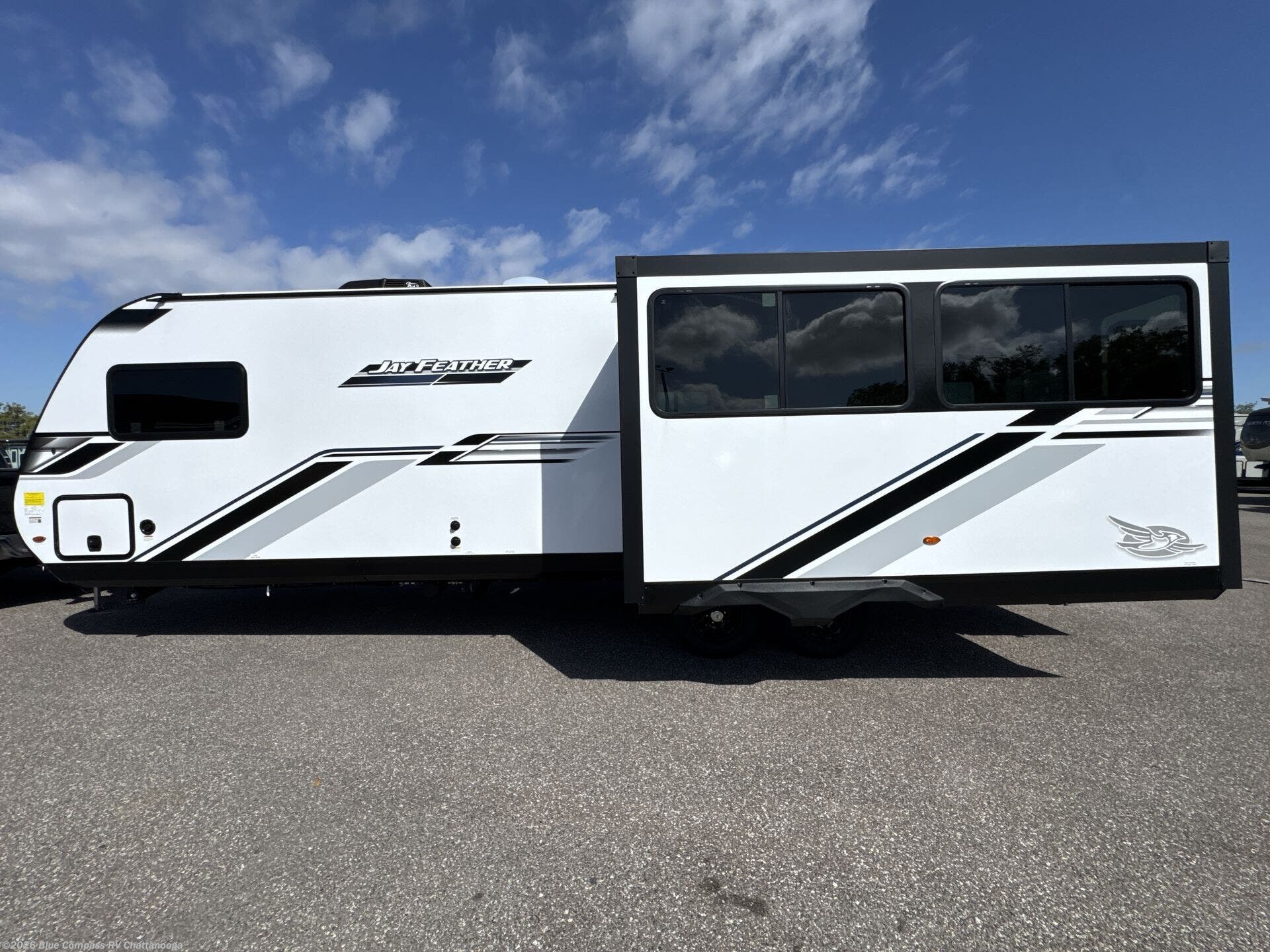 2026 Jay Feather 27MK by Jayco from Blue Compass RV Chattanooga in Ringgold, Georgia