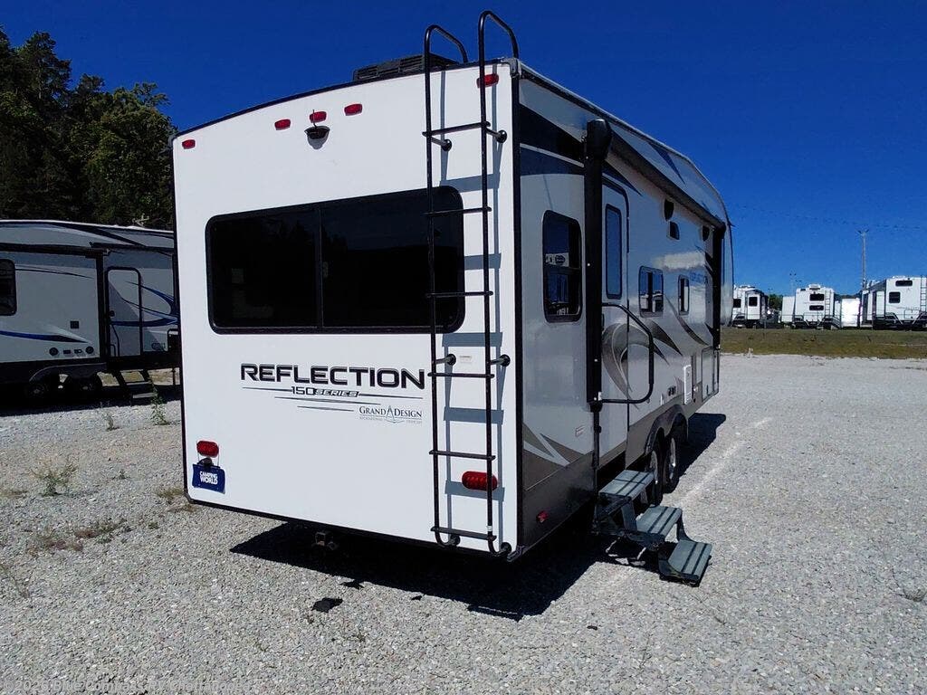 Used 2022 Grand Design Reflection 150 Series 260RD available in Ringgold, Georgia