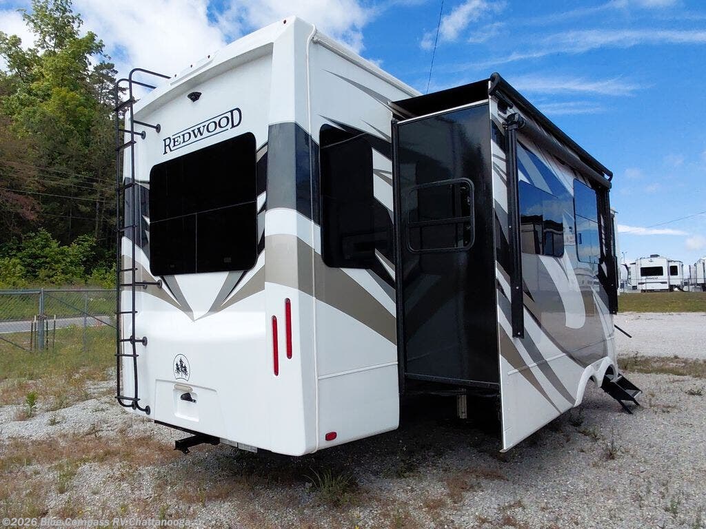 Used 2022 CrossRoads Redwood 3401RL available in Ringgold, Georgia