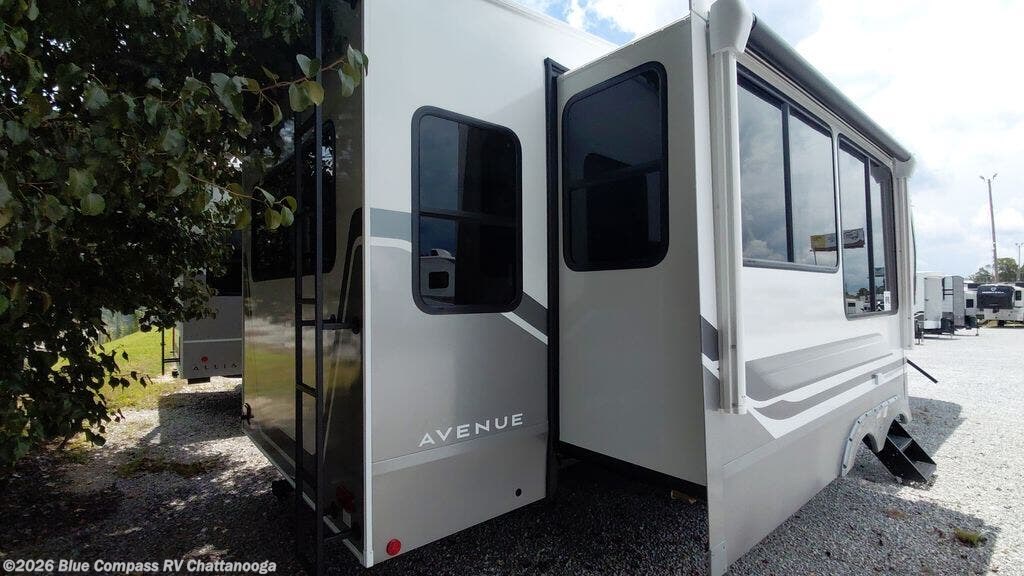 2027 Avenue 32RLS by Alliance RV from Blue Compass RV Chattanooga in Ringgold, Georgia