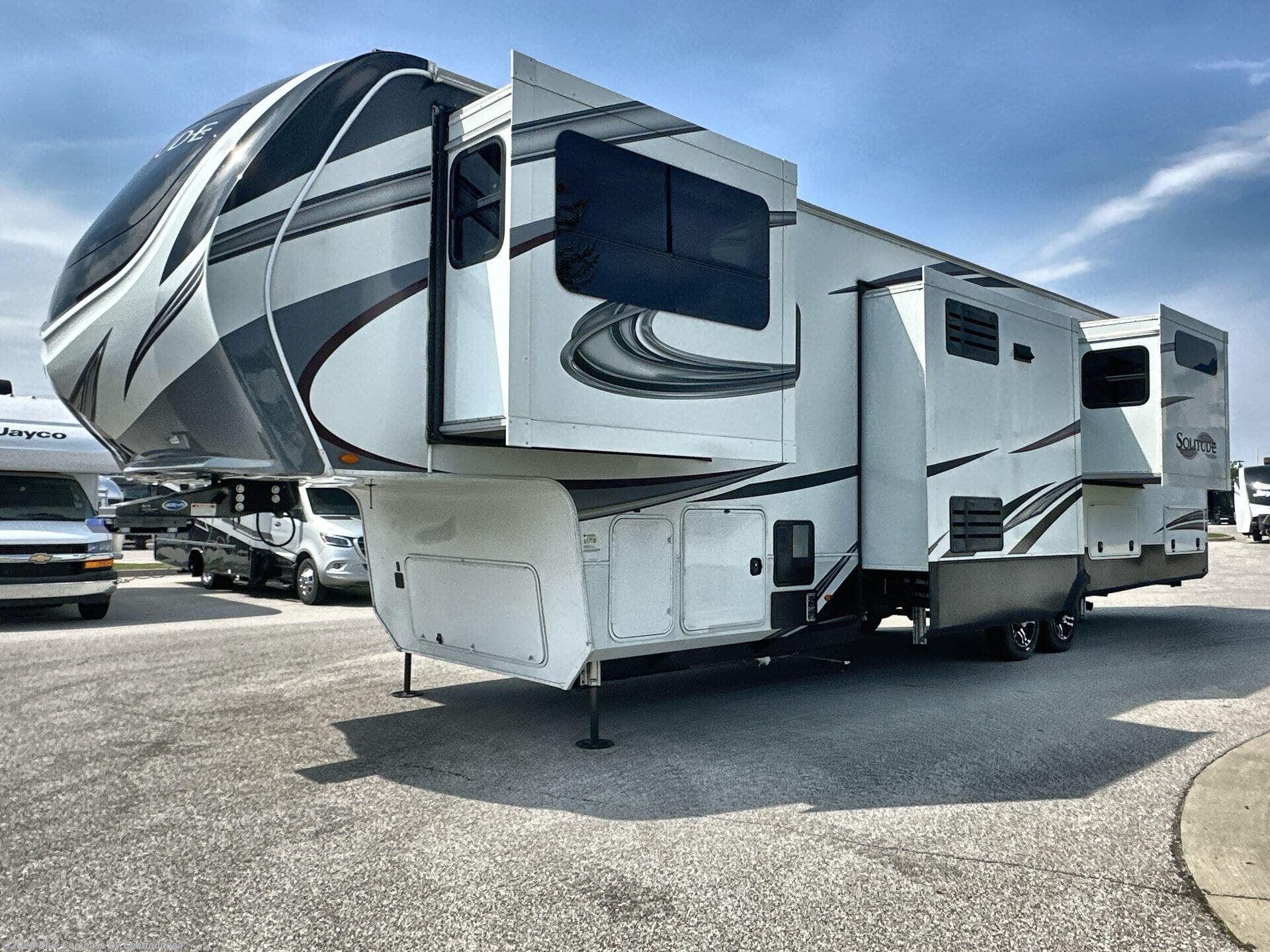 Used 2022 Grand Design Solitude 380FL available in Ringgold, Georgia