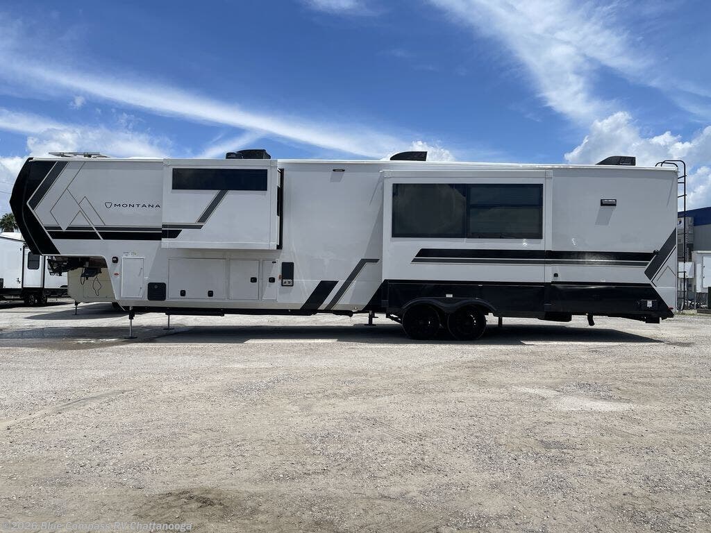 New 2027 Keystone Montana 3900RK available in Ringgold, Georgia