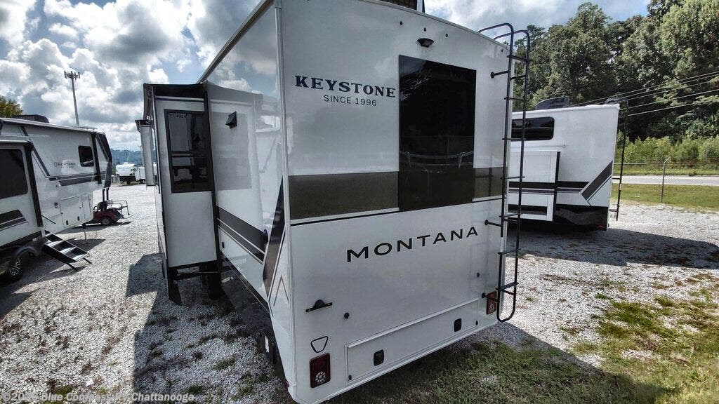 2027 Montana 3900RK by Keystone from Blue Compass RV Chattanooga in Ringgold, Georgia