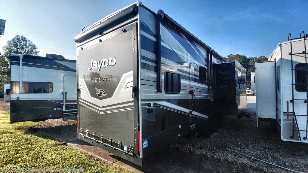 2027 Seismic 395 by Jayco from Blue Compass RV Chattanooga in Ringgold, Georgia