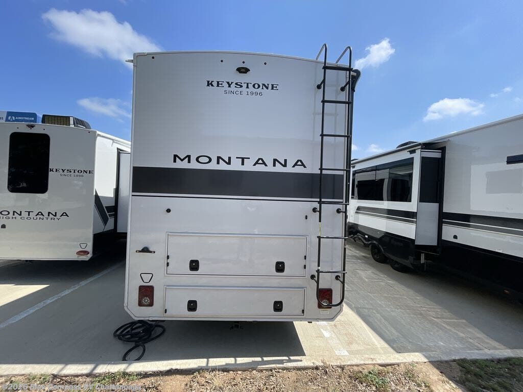 2027 Montana 3800FL by Keystone from Blue Compass RV Chattanooga in Ringgold, Georgia