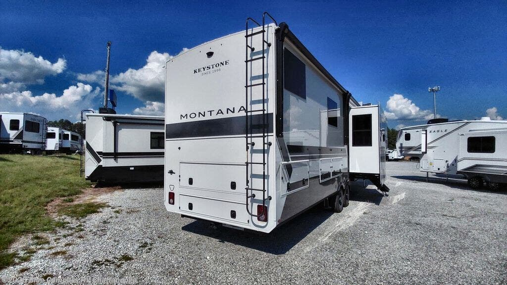 2027 Montana 3800FL by Keystone from Blue Compass RV Chattanooga in Ringgold, Georgia