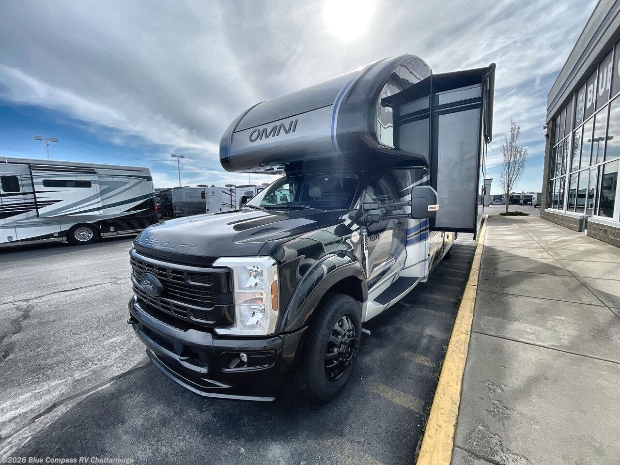 New 2027 Thor Motor Coach Omni Trail X32 available in Ringgold, Georgia
