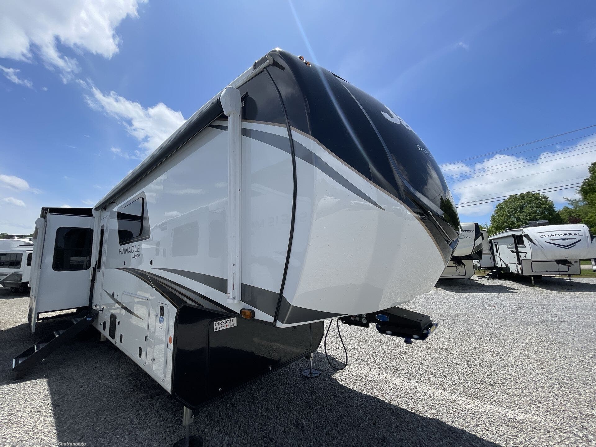 2026 Pinnacle 38FBRK by Jayco from Blue Compass RV Chattanooga in Ringgold, Georgia