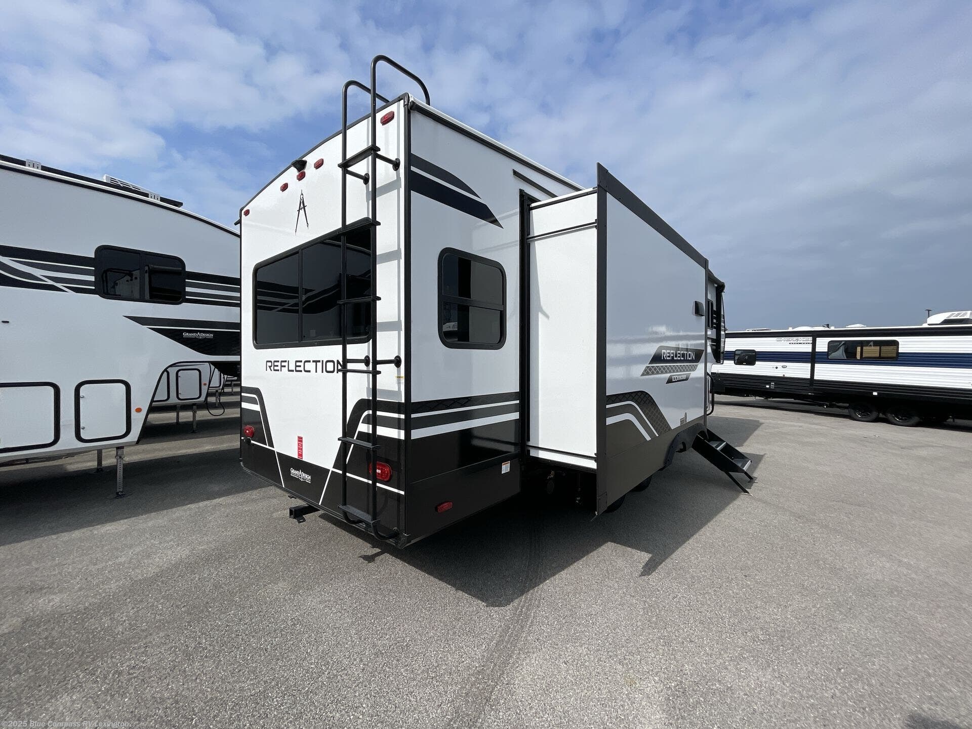 New 2026 Grand Design Reflection 100 Series 28RL available in Georgetown, Kentucky