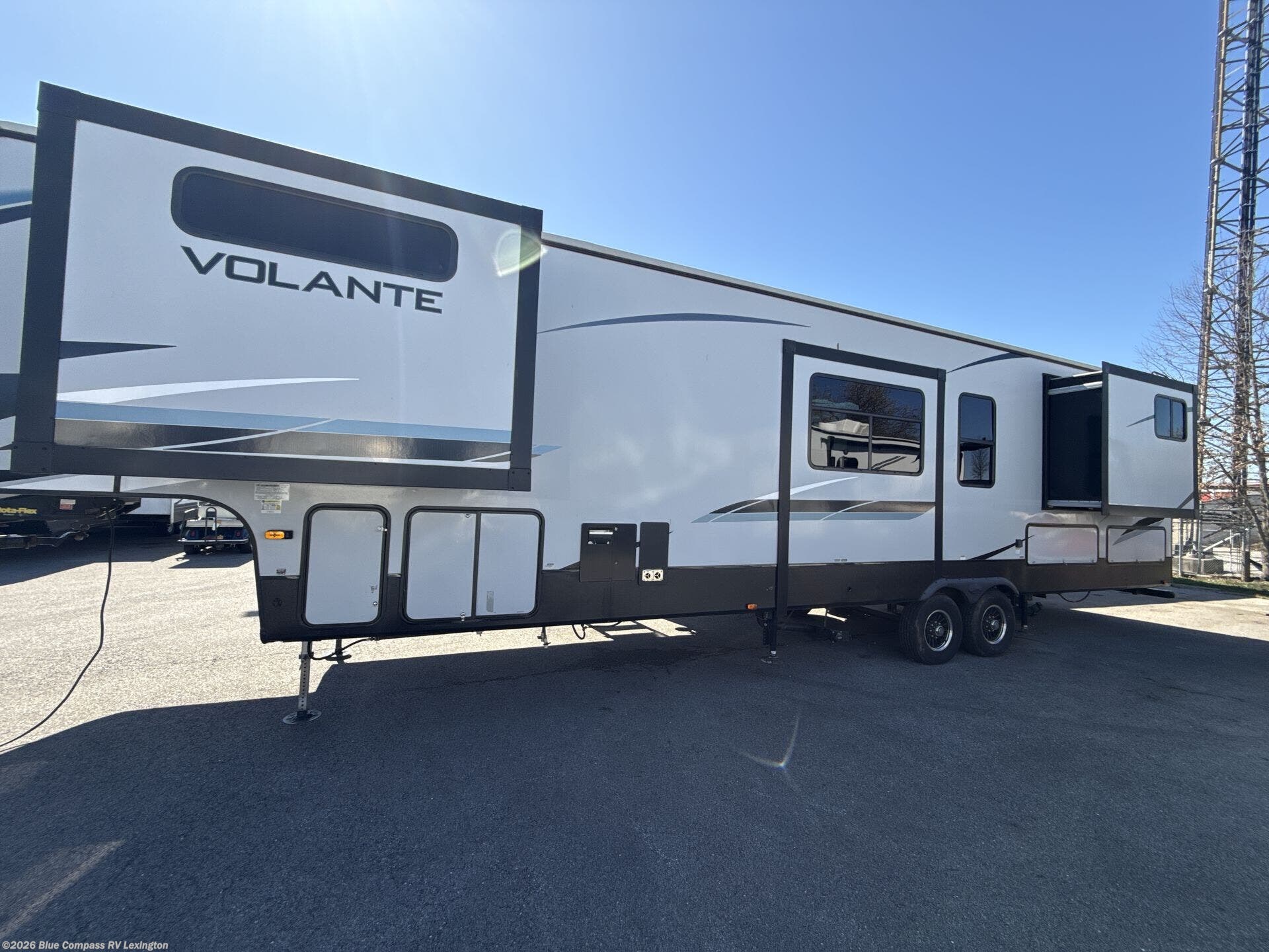 2021 Volante 3880MK by CrossRoads from Blue Compass RV Lexington in Georgetown, Kentucky
