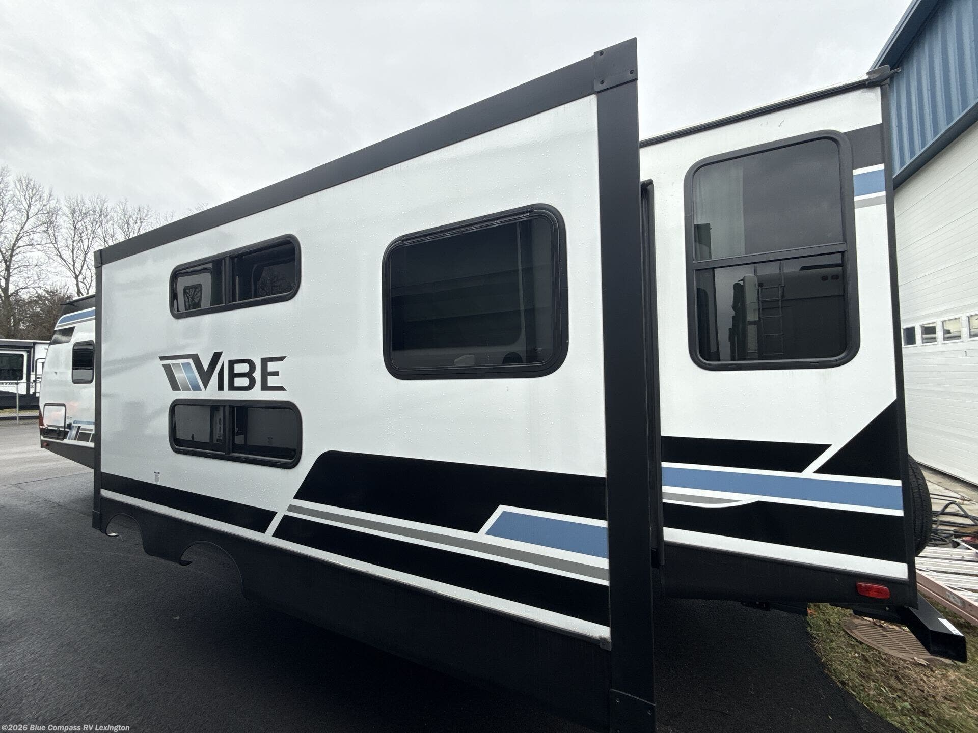 2024 Vibe 31HB by Forest River from Blue Compass RV Lexington in Georgetown, Kentucky
