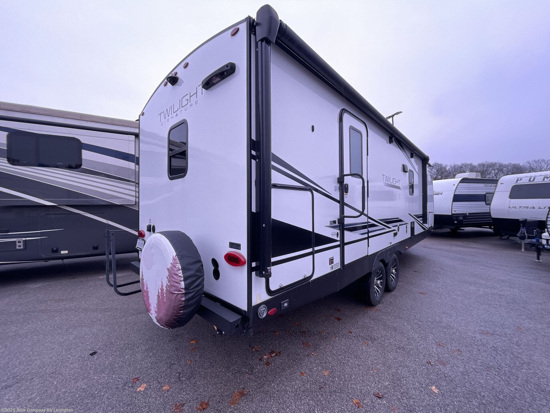 Used 2024 Cruiser RV Twilight Signature TWS-26RB available in Georgetown, Kentucky