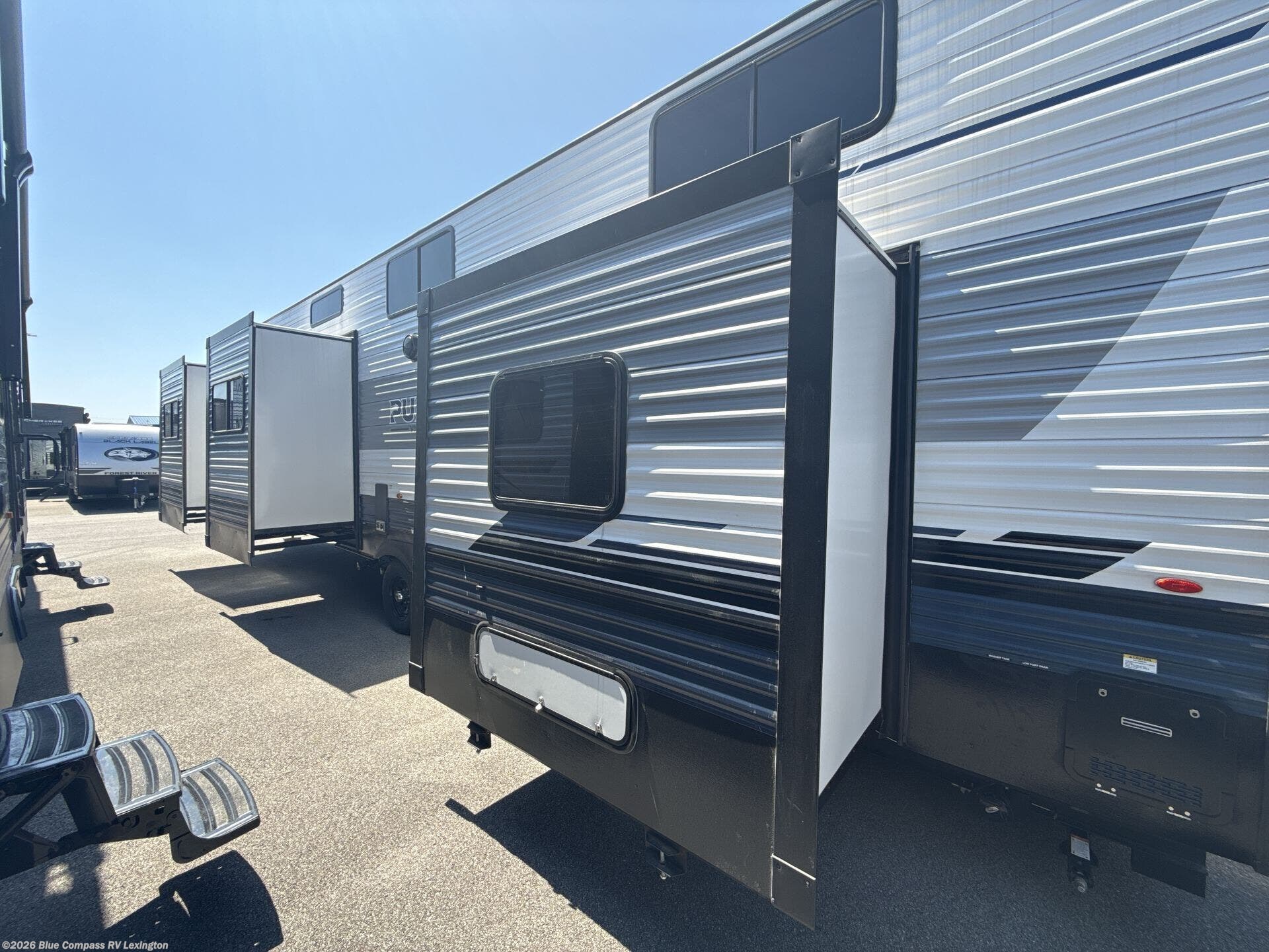 2026 Puma Vista 403LFT by Forest River from Blue Compass RV Lexington in Georgetown, Kentucky