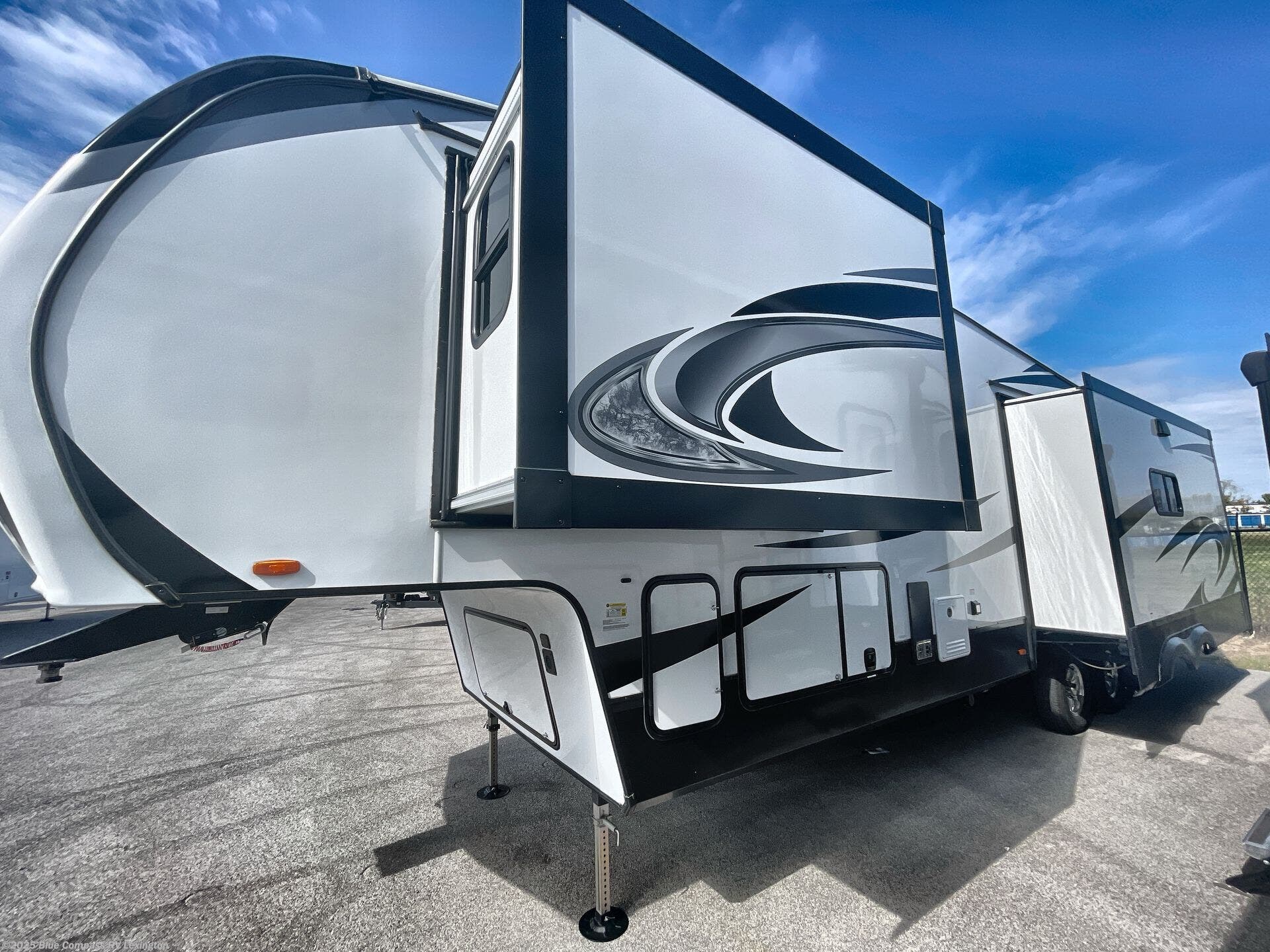 2022 Reflection 337RLS by Grand Design from Blue Compass RV Lexington in Georgetown, Kentucky