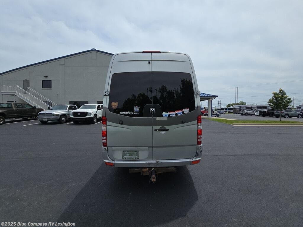 2010 Ventura 170X by Thor Motor Coach from Blue Compass RV Lexington in Georgetown, Kentucky