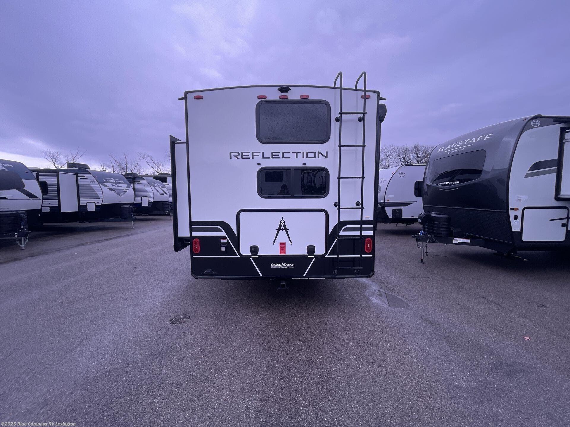 2026 Reflection 100 Series 27BH by Grand Design from Blue Compass RV Lexington in Georgetown, Kentucky