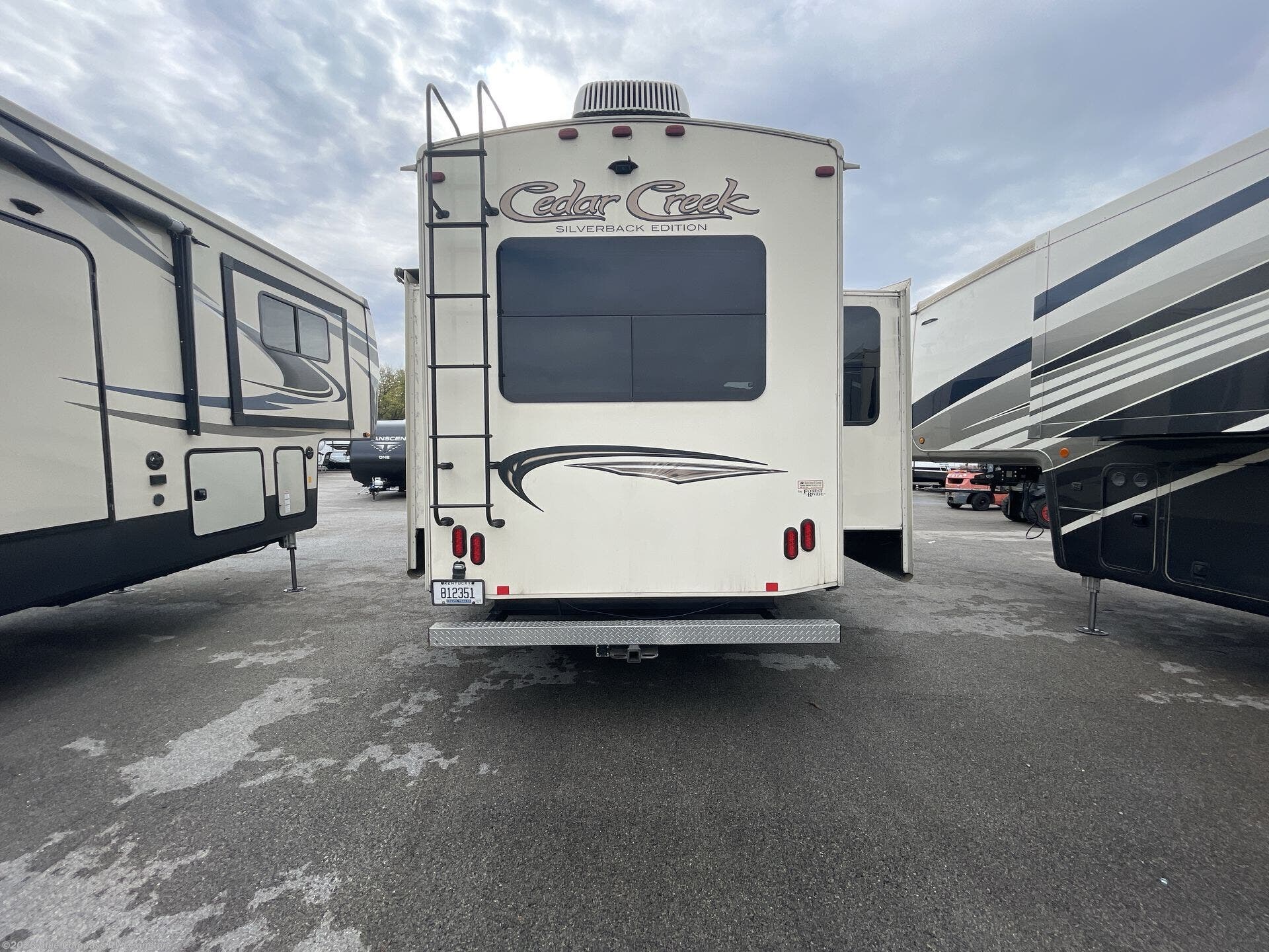 2017 Cedar Creek Silverback 33IK by Forest River from Blue Compass RV Lexington in Georgetown, Kentucky