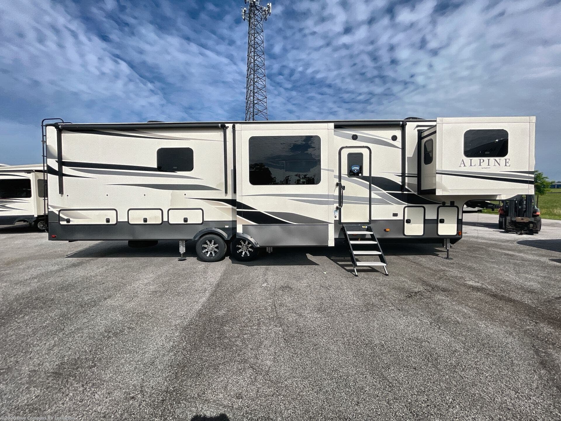 Used 2020 Keystone Alpine 3701FL available in Georgetown, Kentucky