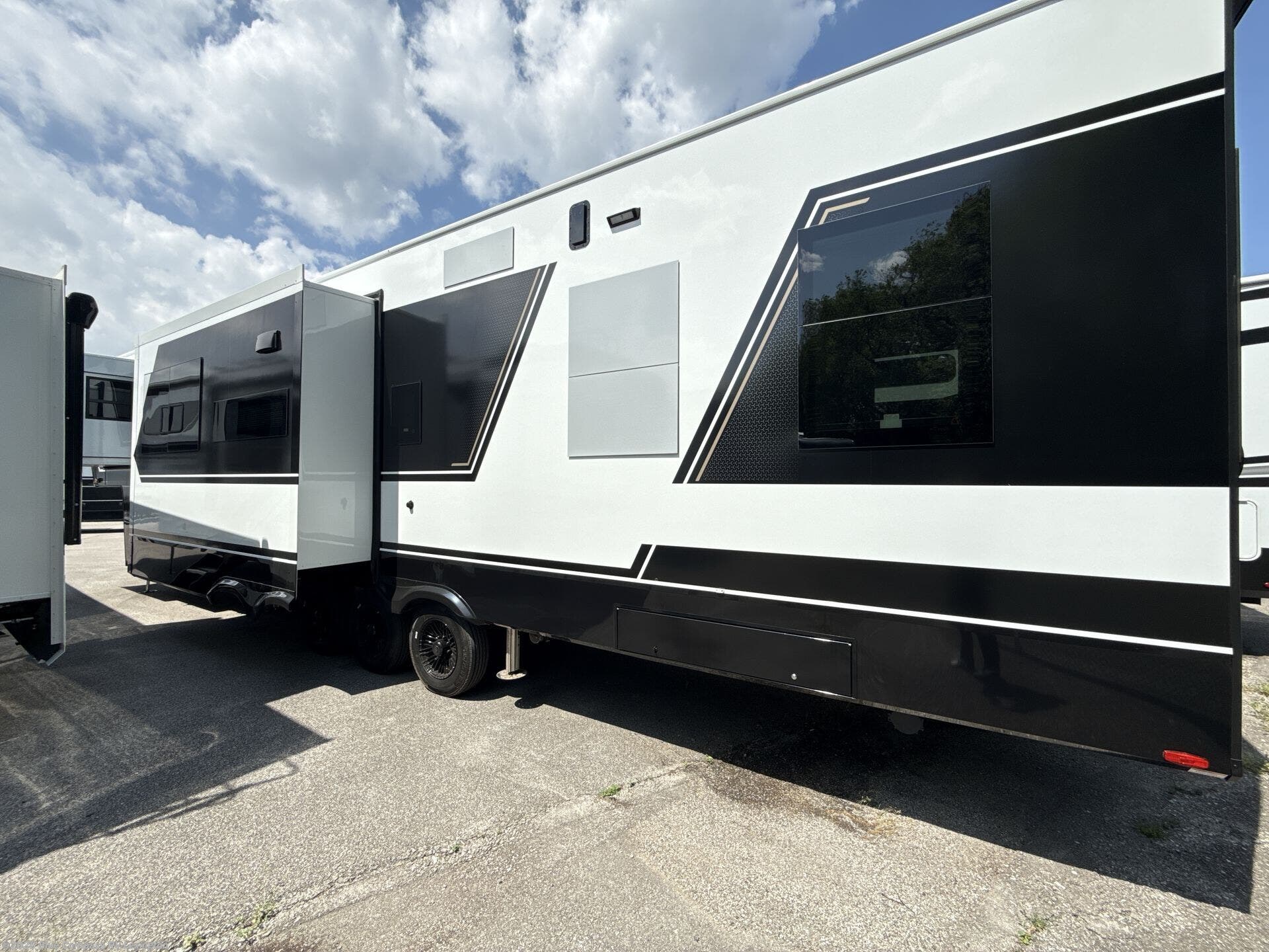 2026 Model G 3970 by Brinkley RV from Blue Compass RV Lexington in Georgetown, Kentucky