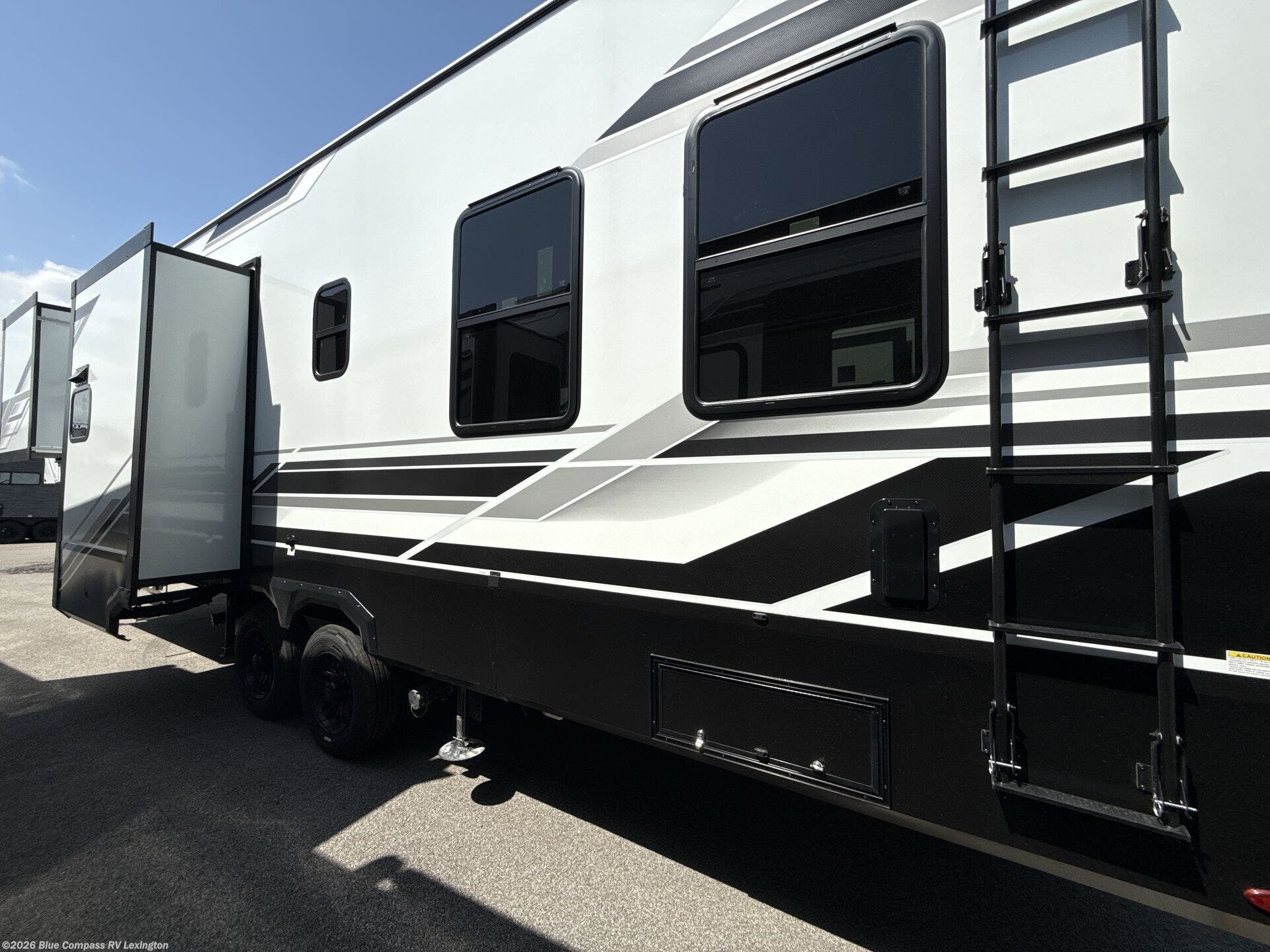 2026 Momentum G-Class 320G by Grand Design from Blue Compass RV Lexington in Georgetown, Kentucky