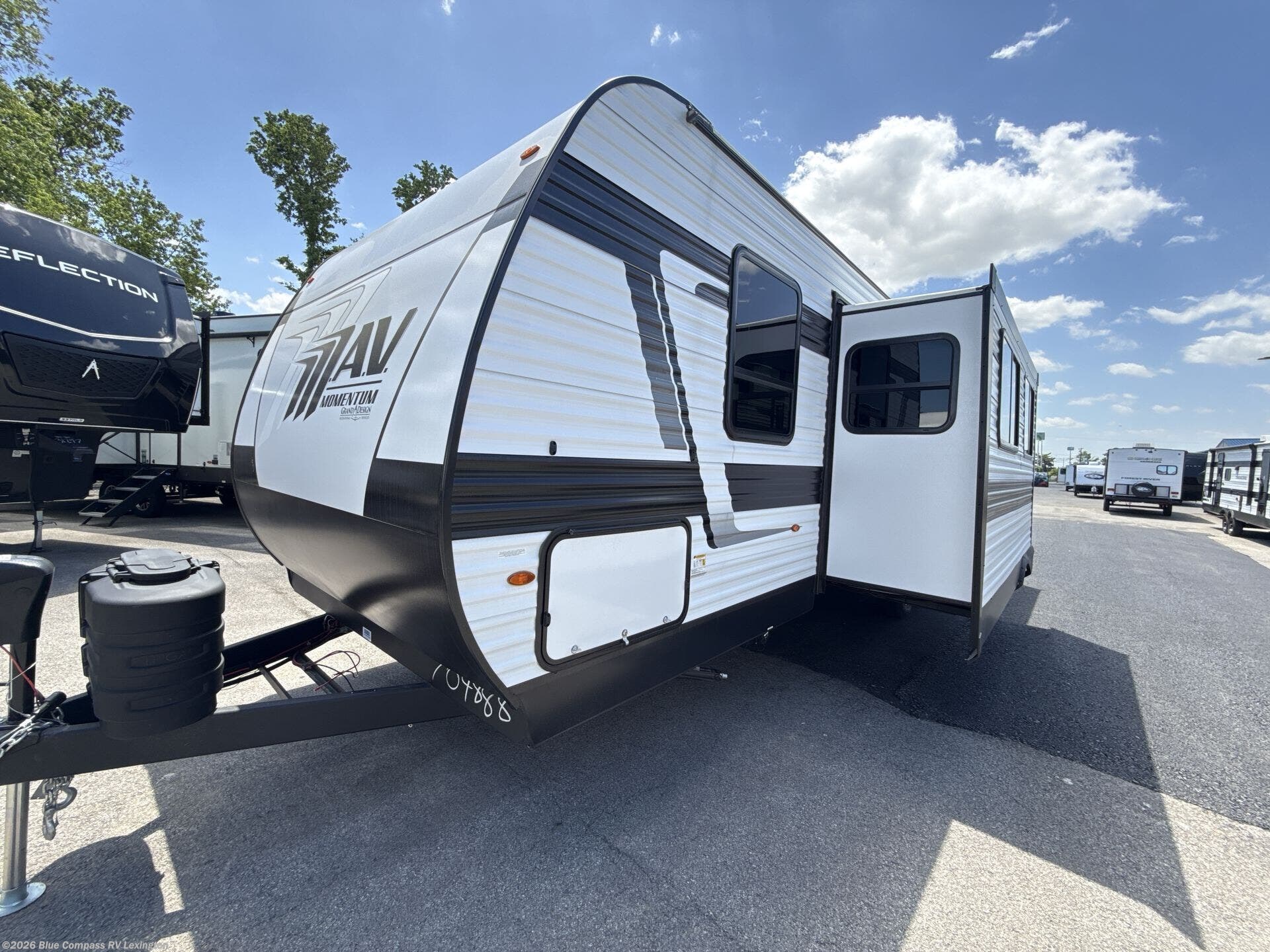 New 2026 Grand Design Momentum MAV 28MAV available in Georgetown, Kentucky