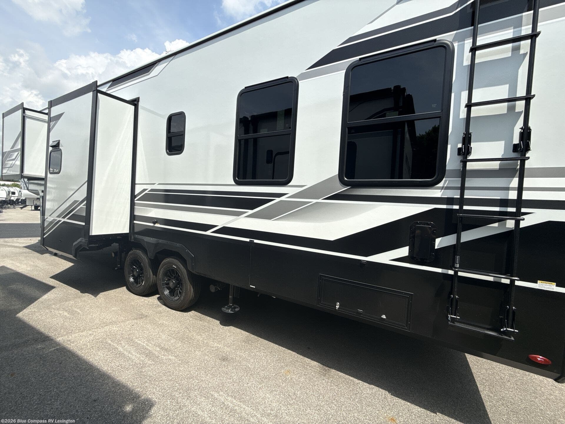 2026 Momentum G-Class 320G by Grand Design from Blue Compass RV Lexington in Georgetown, Kentucky
