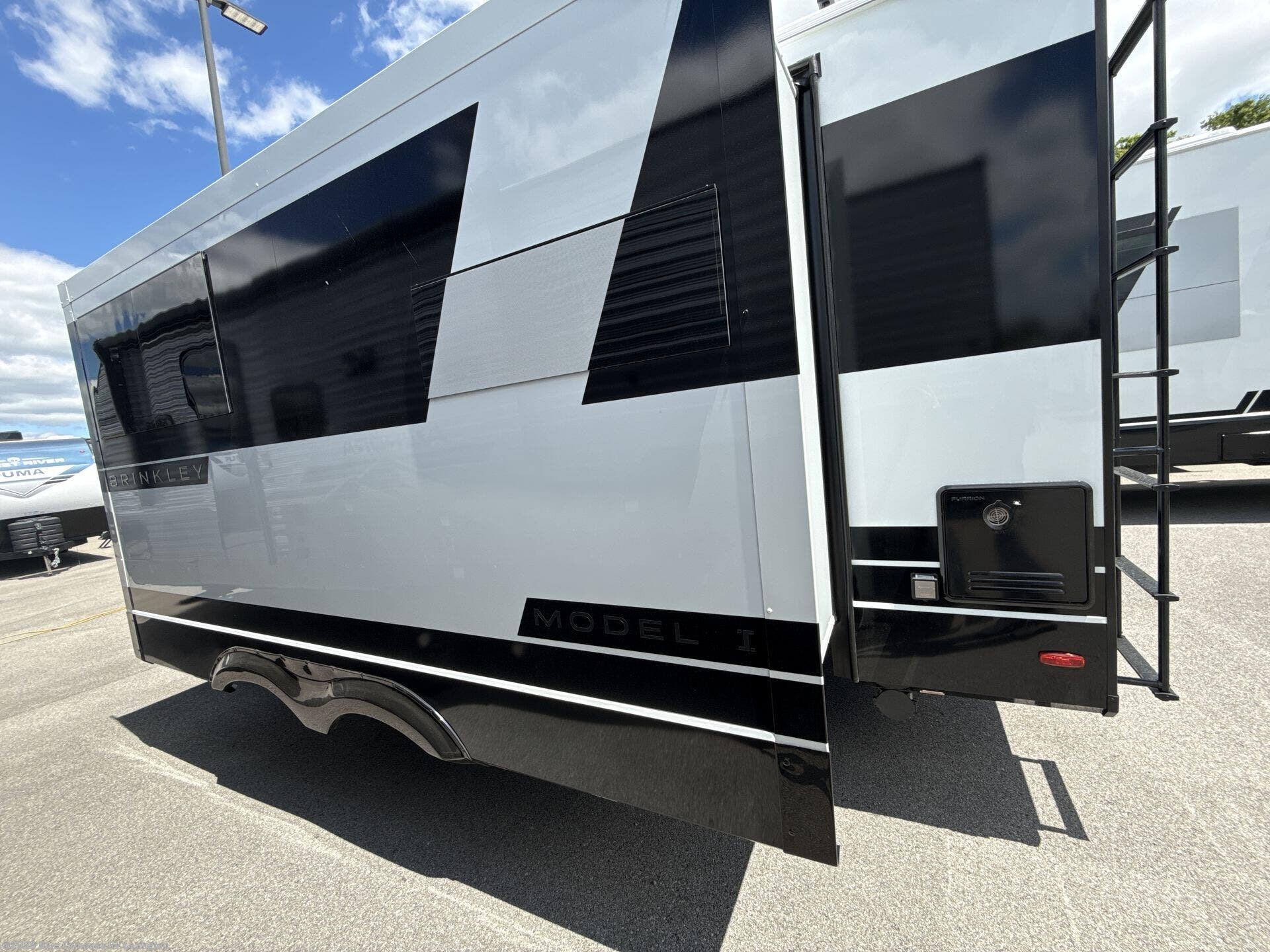 2026 Brinkley RV Model I 235 - New Travel Trailer For Sale by Blue Compass RV Lexington in Georgetown, Kentucky features Slideout