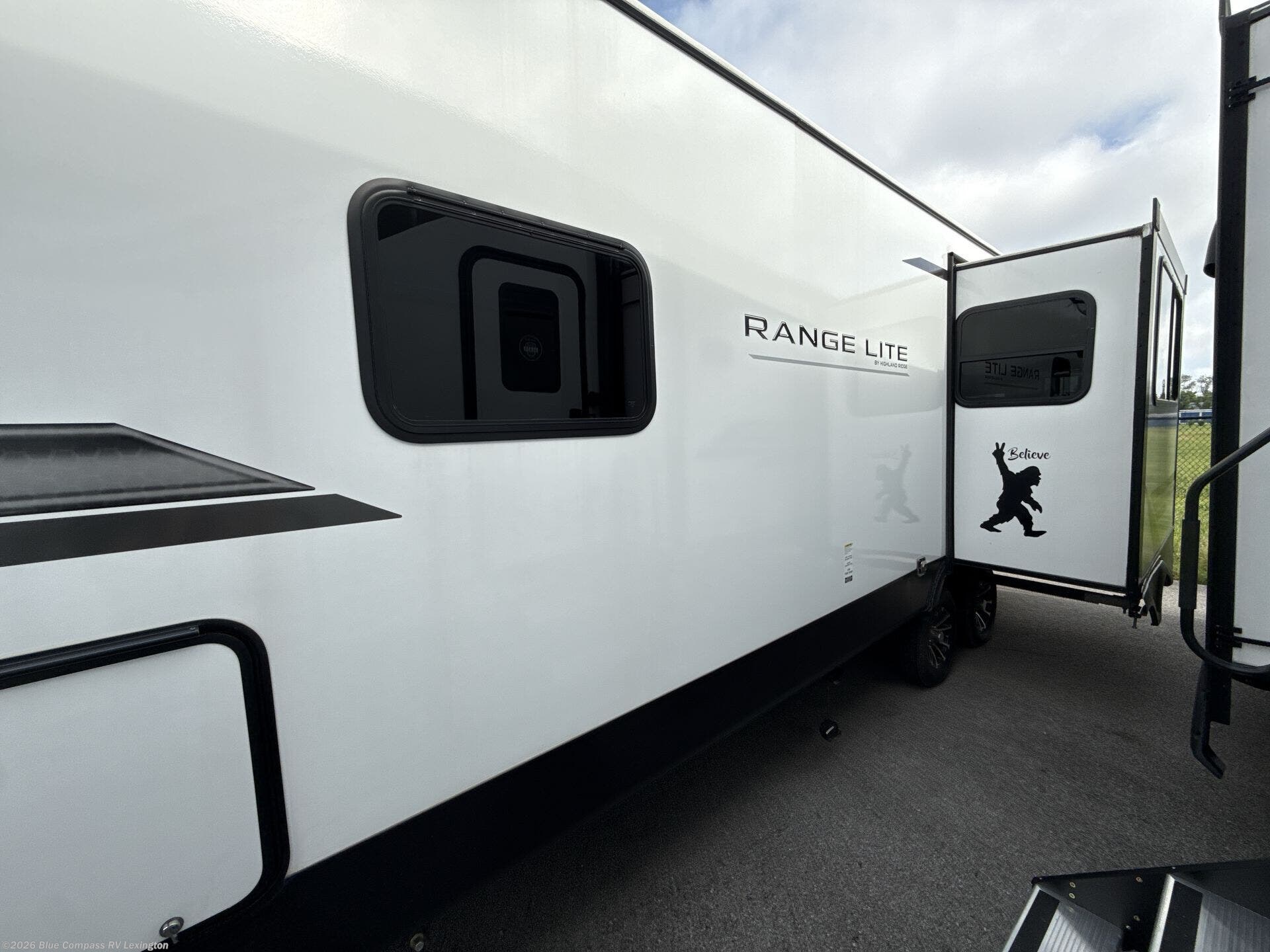 2024 Range Lite 242RL by Highland Ridge from Blue Compass RV Lexington in Georgetown, Kentucky