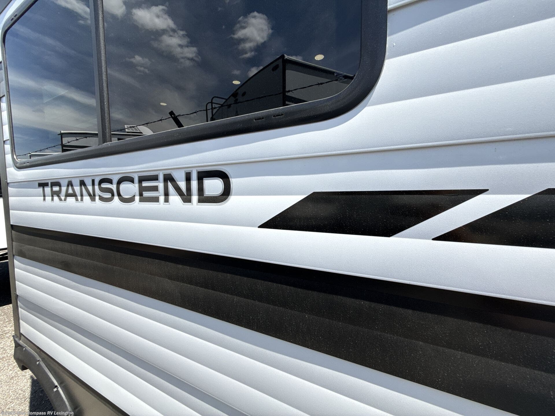 2027 Transcend 315RKT by Grand Design from Blue Compass RV Lexington in Georgetown, Kentucky