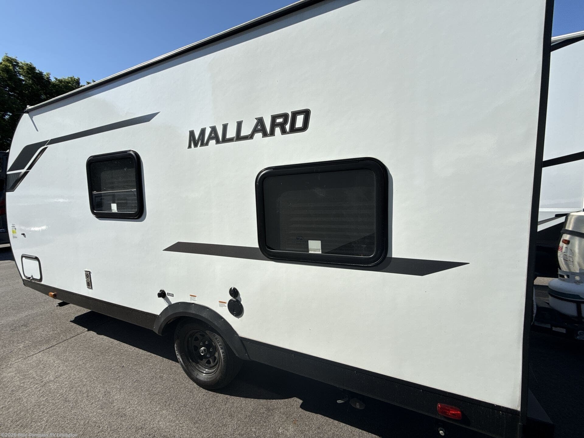 2025 Heartland Mallard 17BHL - Used Travel Trailer For Sale by Blue Compass RV Lexington in Georgetown, Kentucky
