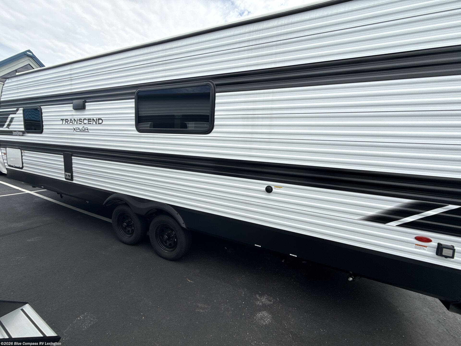 2025 Transcend Xplor 24BHX by Grand Design from Blue Compass RV Lexington in Georgetown, Kentucky