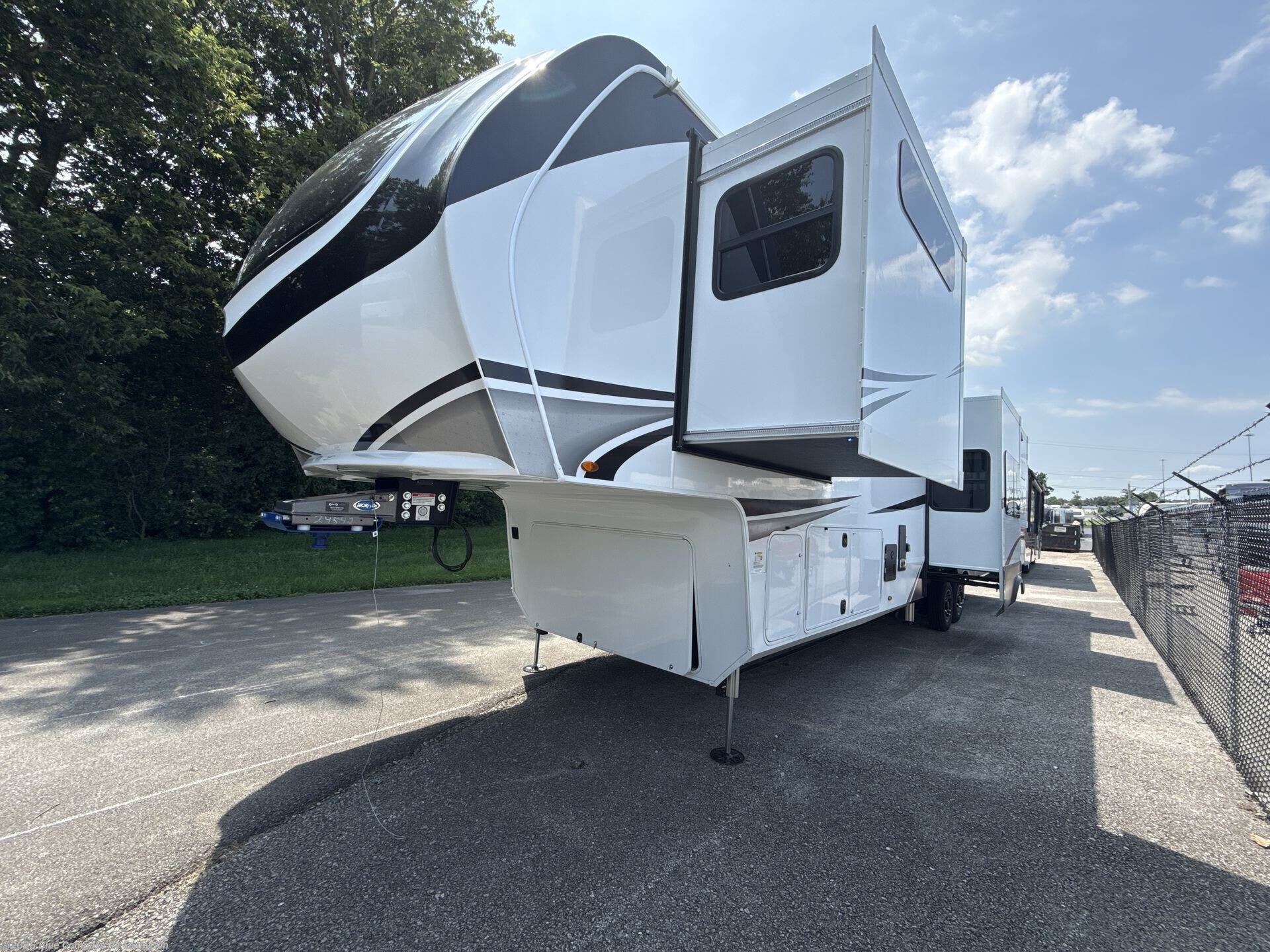 New 2027 Grand Design Solitude 390RK available in Georgetown, Kentucky
