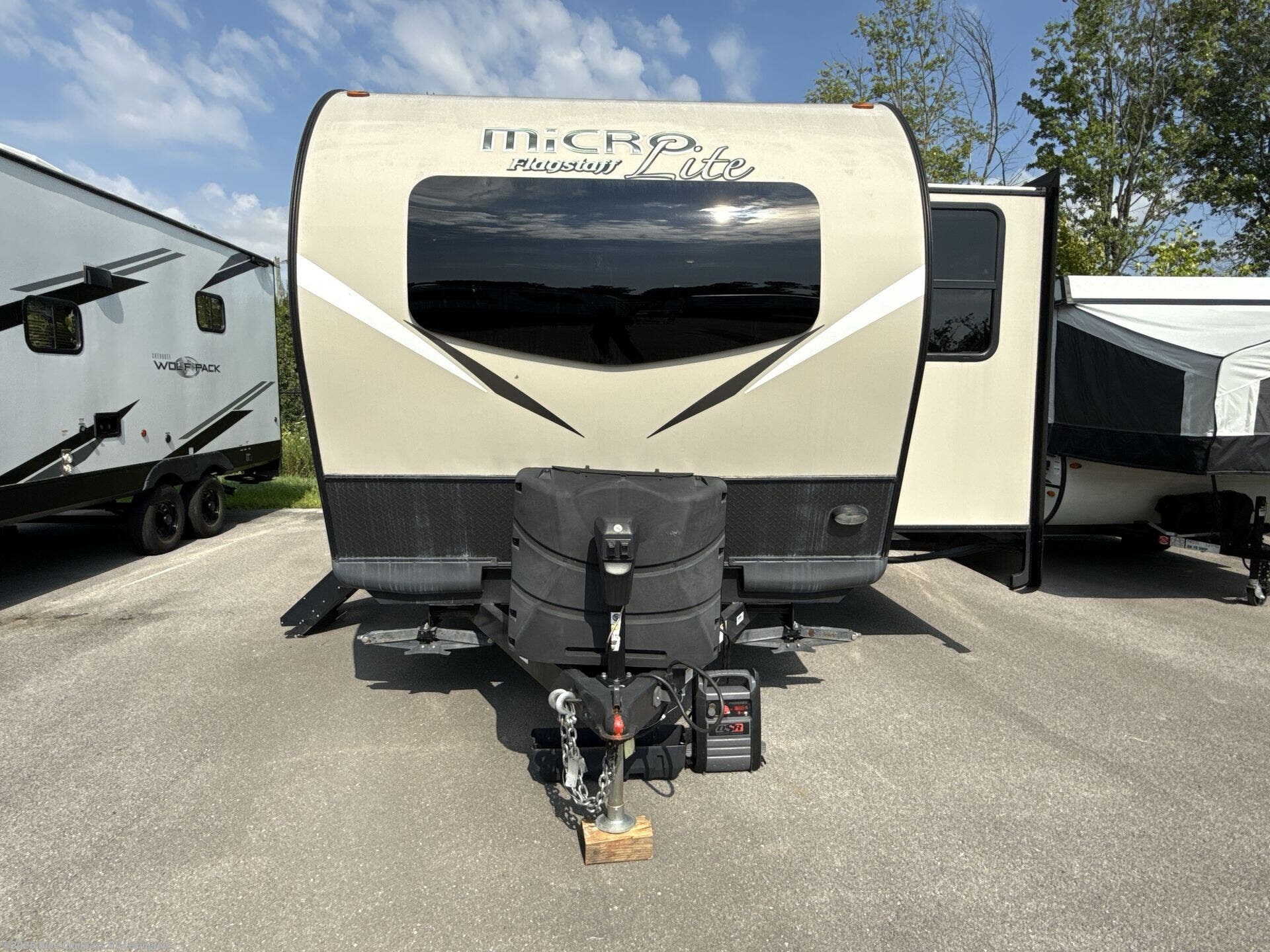 Used 2021 Forest River Flagstaff Micro Lite 21FBRS available in Georgetown, Kentucky