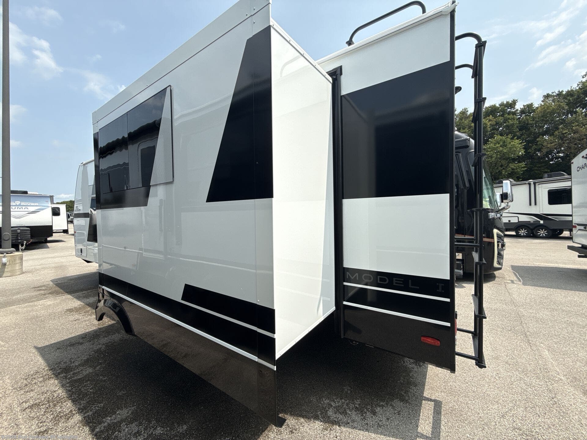 2027 Model I 275 by Brinkley RV from Blue Compass RV Lexington in Georgetown, Kentucky