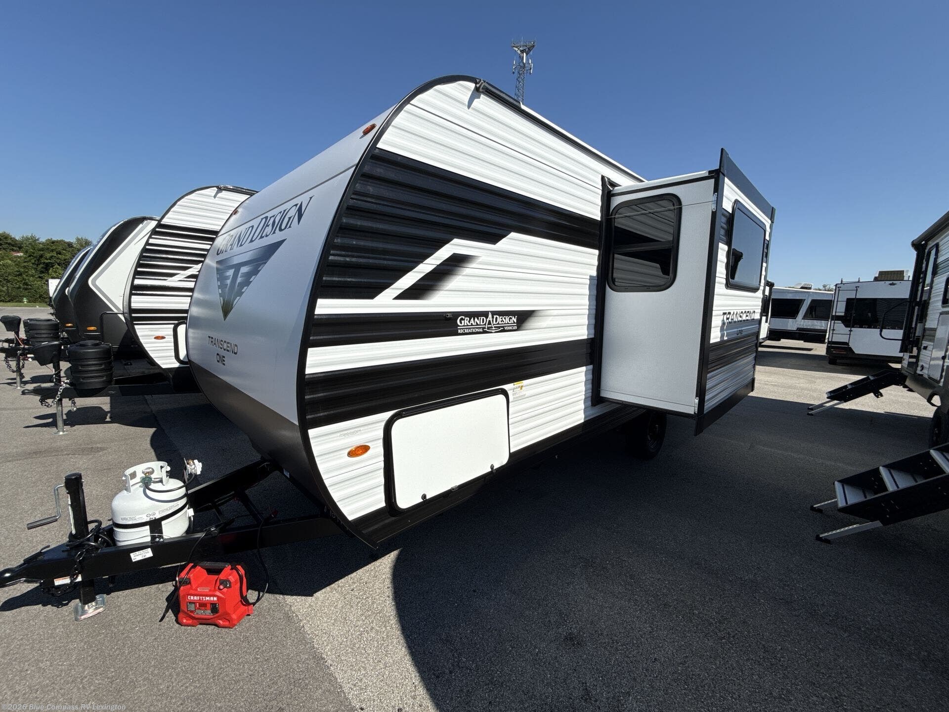 New 2027 Grand Design Transcend One 161DB available in Georgetown, Kentucky