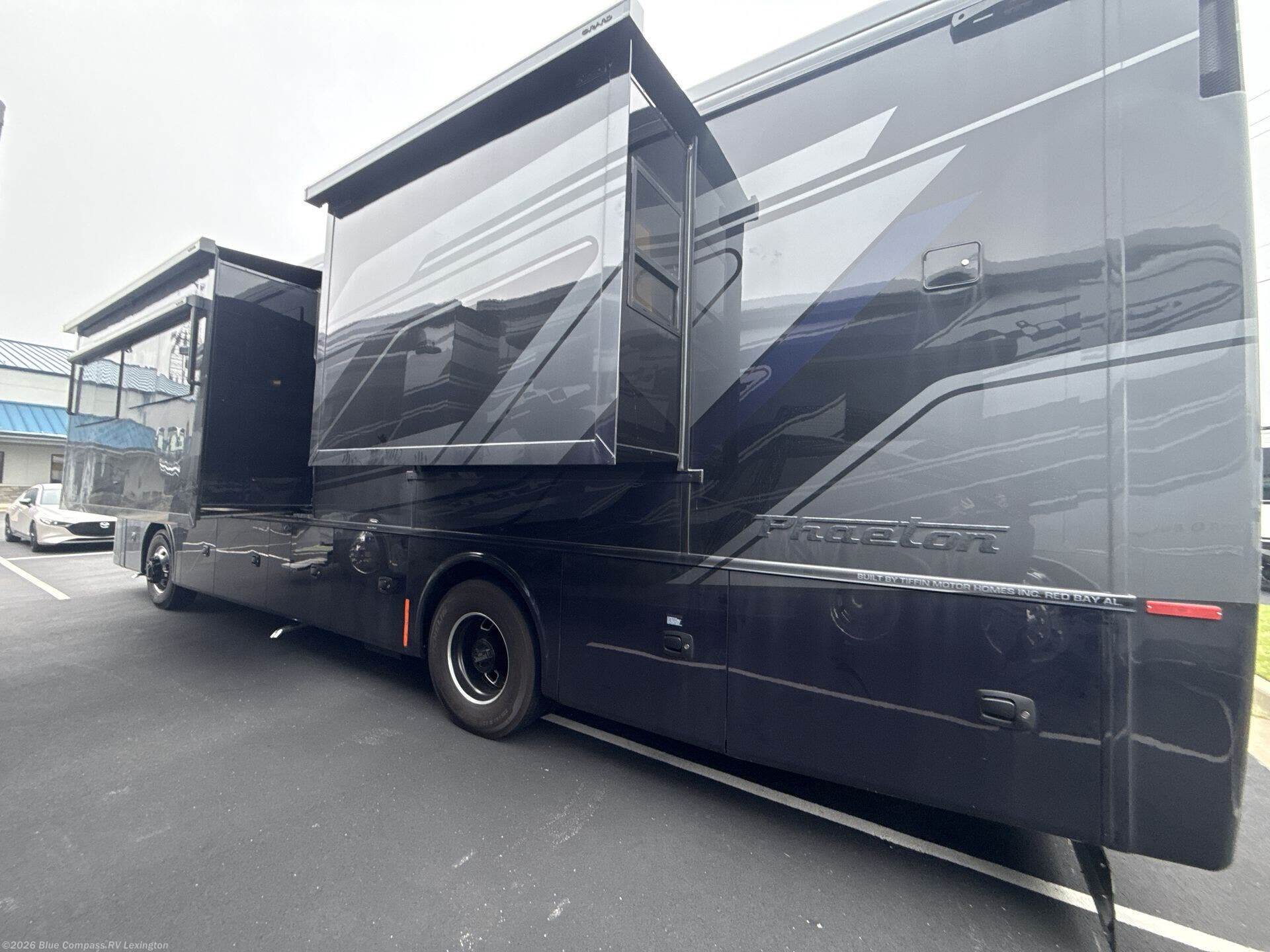 2027 Phaeton 37 BH by Tiffin from Blue Compass RV Lexington in Georgetown, Kentucky