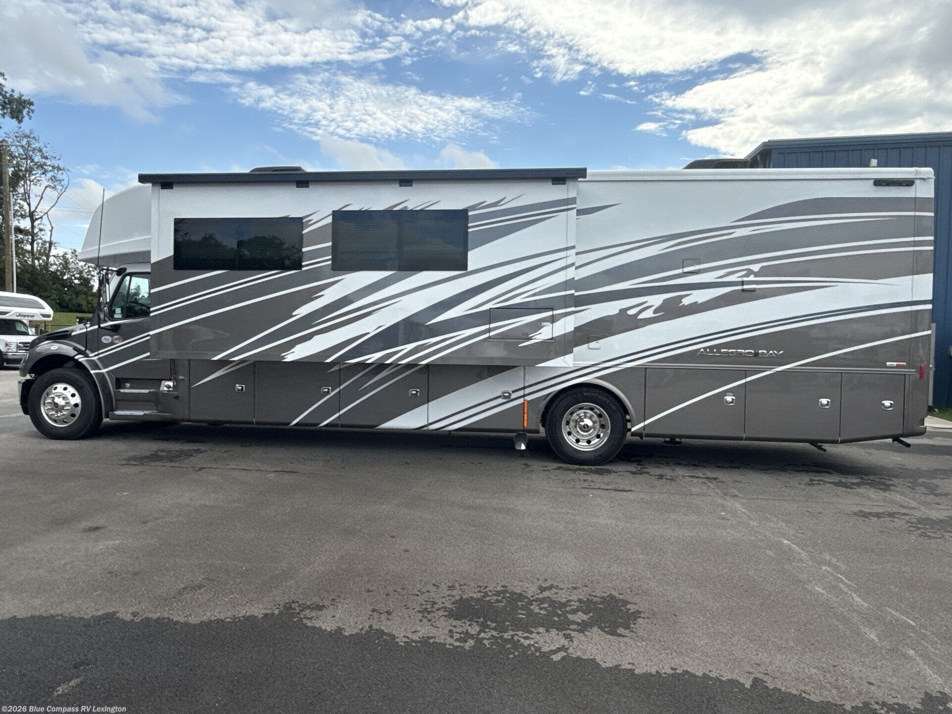 2027 Allegro Bay 38 AB by Tiffin from Blue Compass RV Lexington in Georgetown, Kentucky