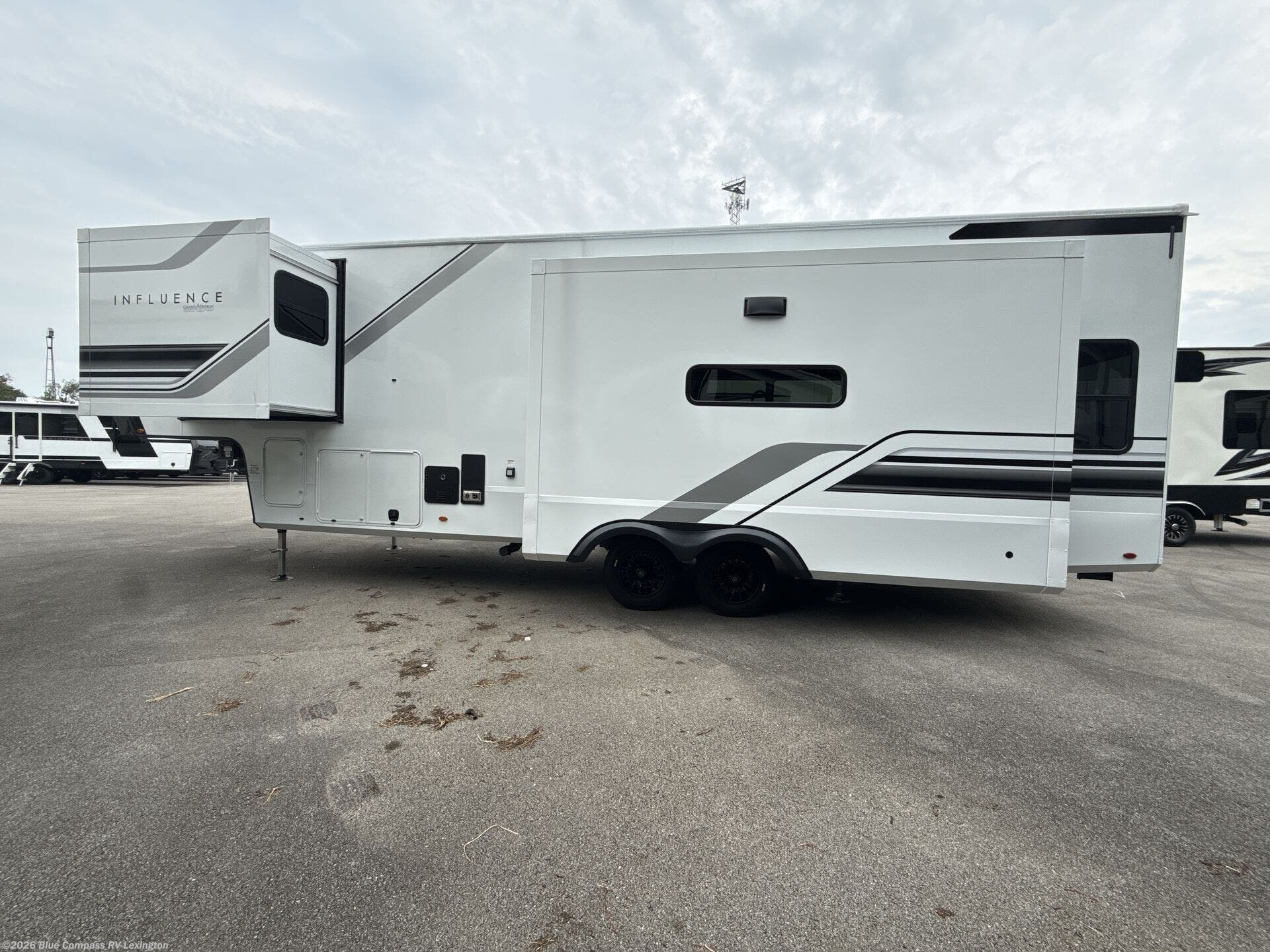 2027 Influence 3003RL by Grand Design from Blue Compass RV Lexington in Georgetown, Kentucky