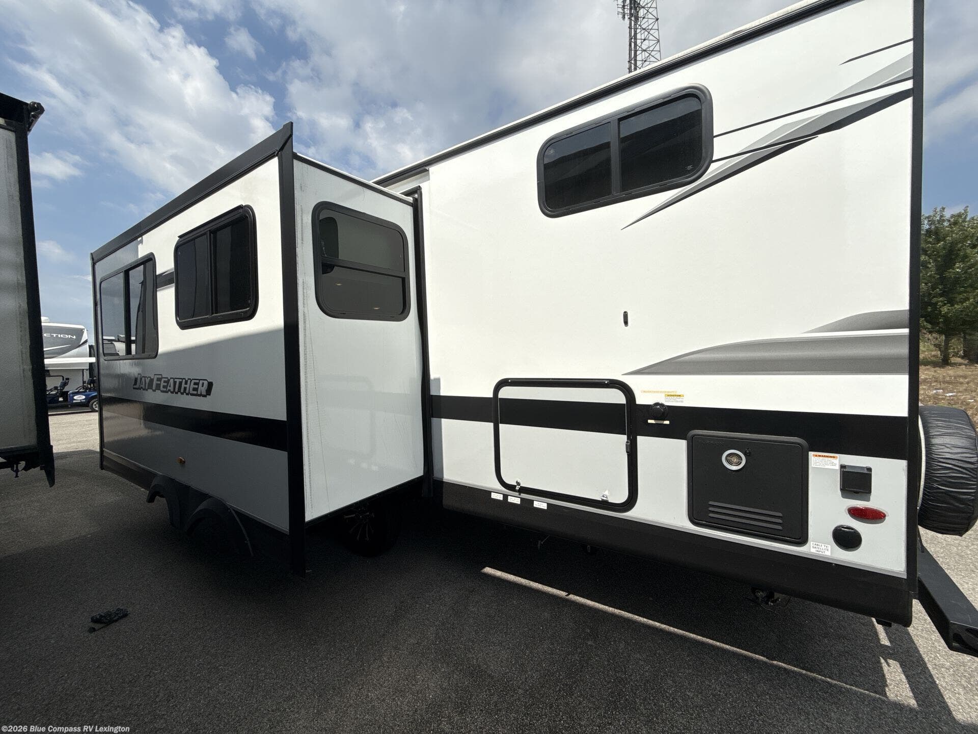 2023 Jay Feather 27BHB by Jayco from Blue Compass RV Lexington in Georgetown, Kentucky