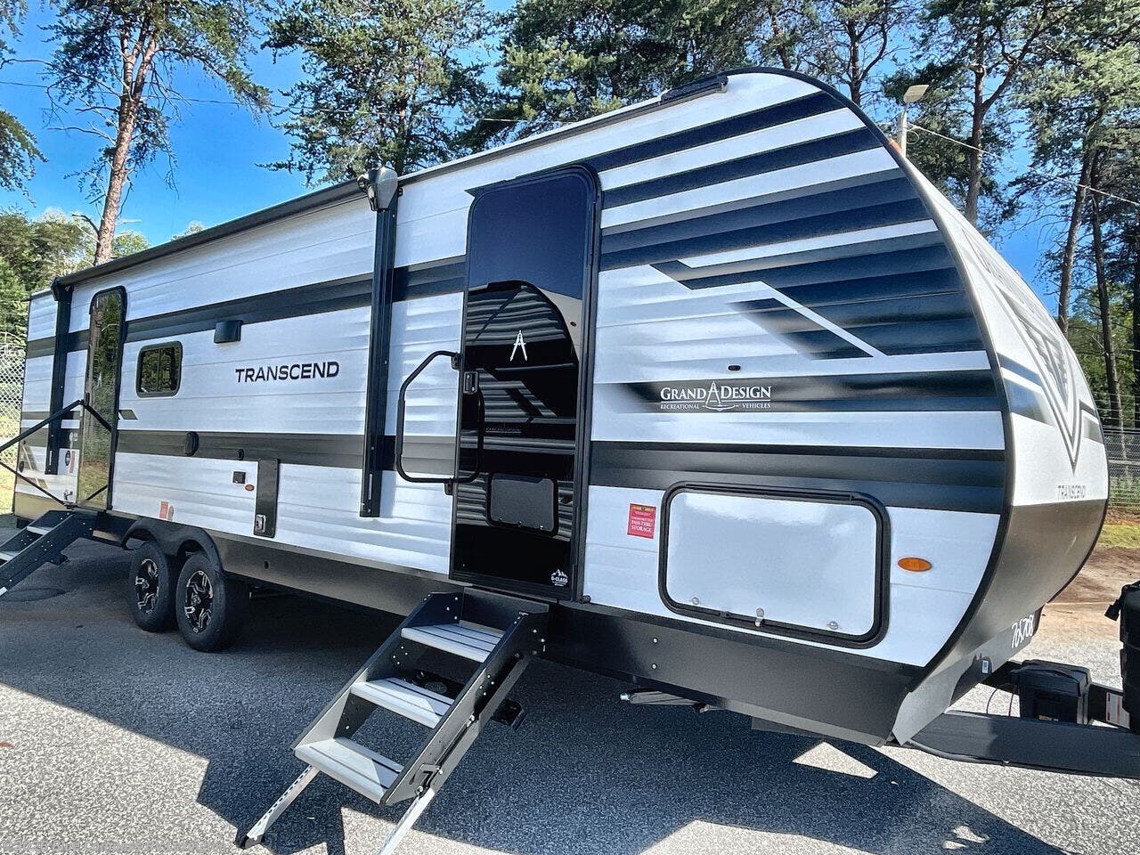 New 2027 Grand Design Transcend 265BHT available in Georgetown, Kentucky