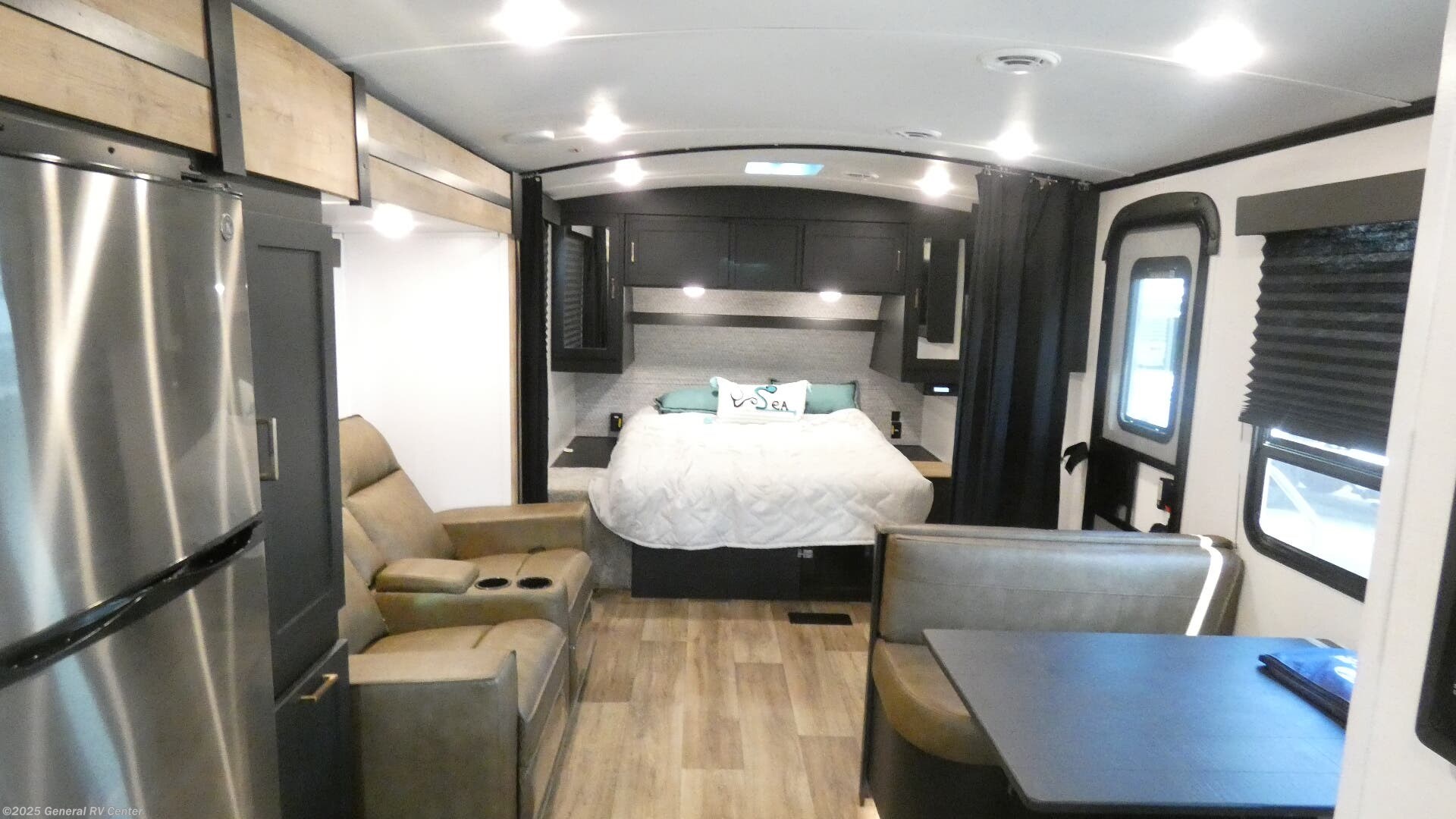 2022 Outback 221UMD by Keystone from General RV Center in West Palm Beach, Florida