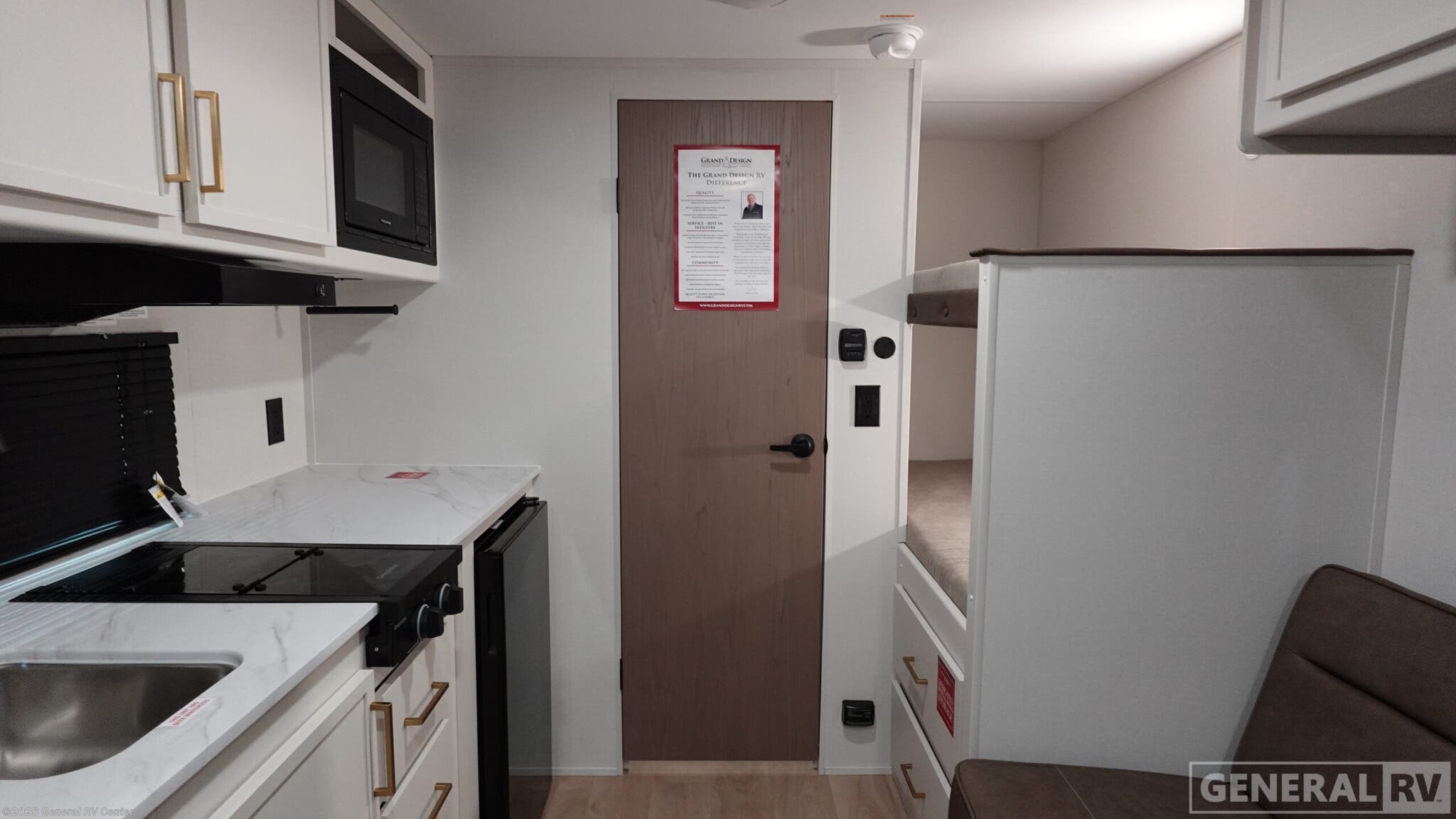 2026 Grand Design Transcend One 151BH - New Travel Trailer For Sale by General RV Center in West Palm Beach, Florida