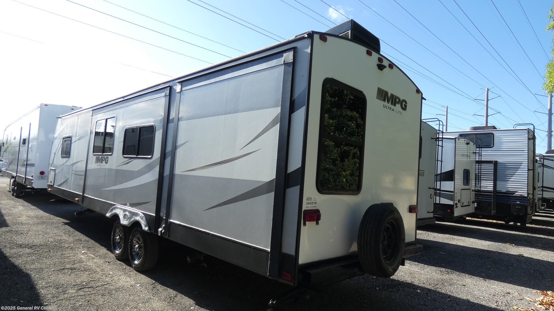 2018 MPG 3300BH by Cruiser RV from General RV Center in West Palm Beach, Florida