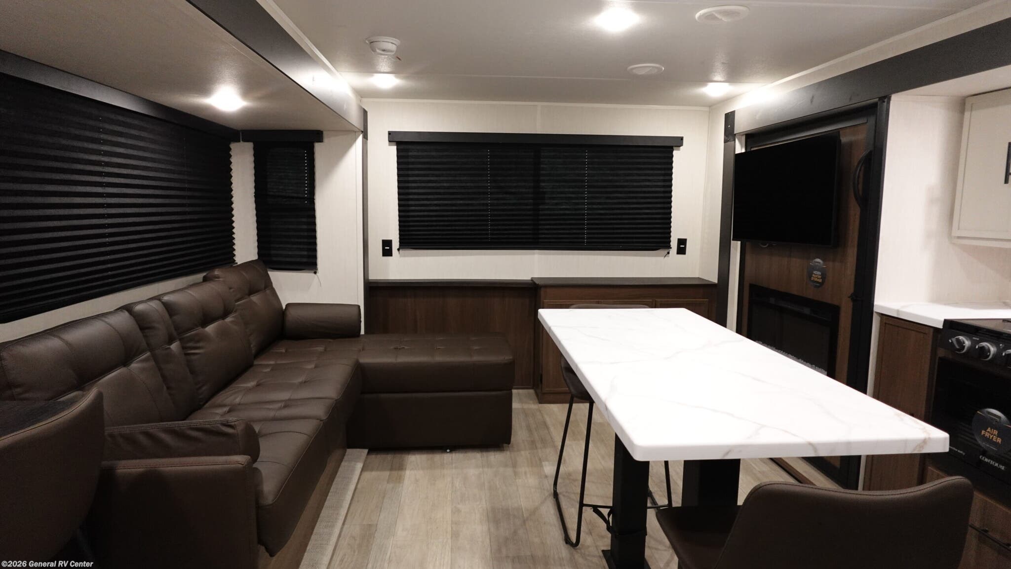 2026 Prime Time Avenger 27REI - New Travel Trailer For Sale by General RV Center in West Palm Beach, Florida