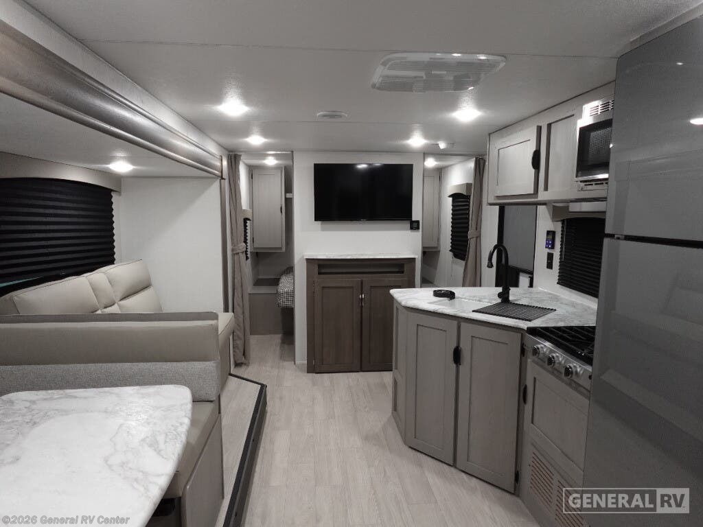 New 2026 Coachmen Clipper 262DBS available in West Palm Beach, Florida