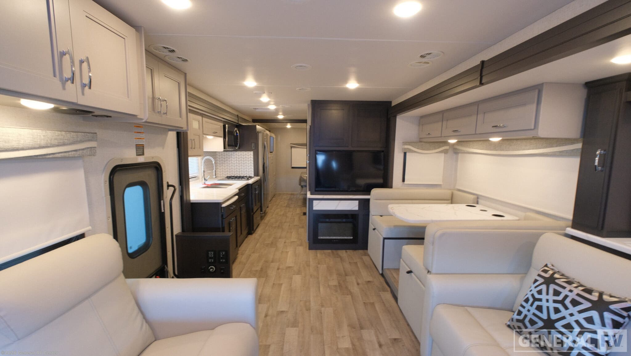2026 Thor Motor Coach Pasadena 38FX - New Super C For Sale by General RV Center in West Palm Beach, Florida