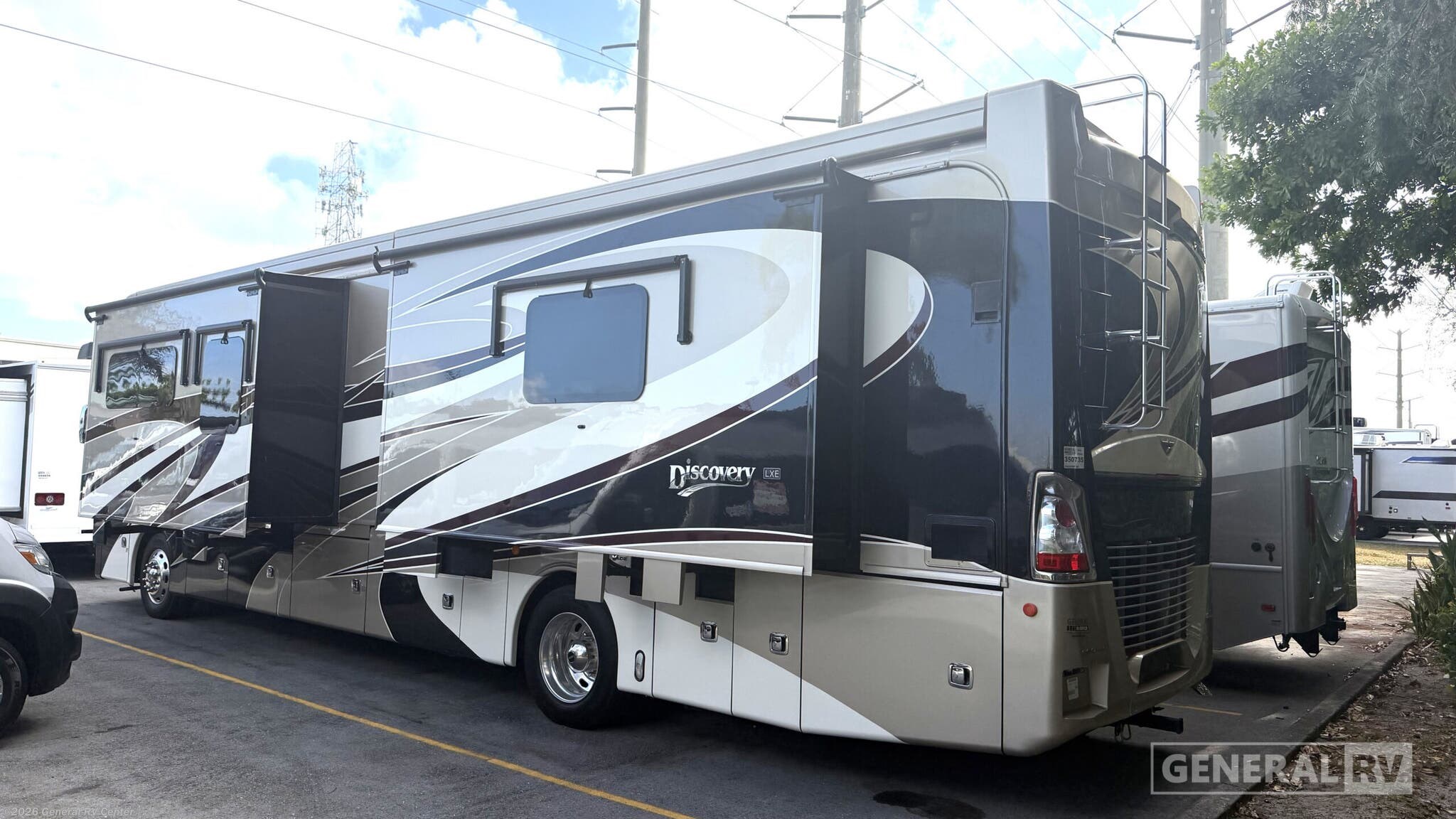 2018 Discovery 39f by Fleetwood from General RV Center in West Palm Beach, Florida